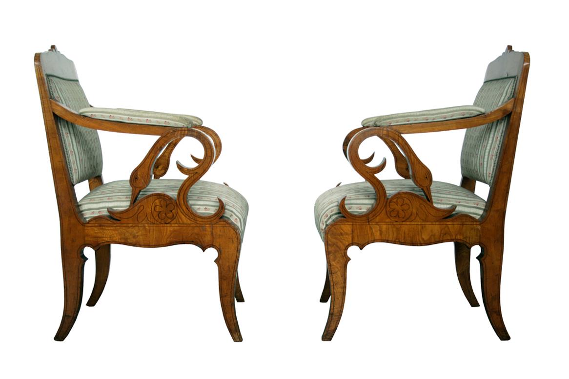 Marquetry 19th Century Fine Biedermeier Set of Two Armchairs and Recamiere. Vienna, 1825.