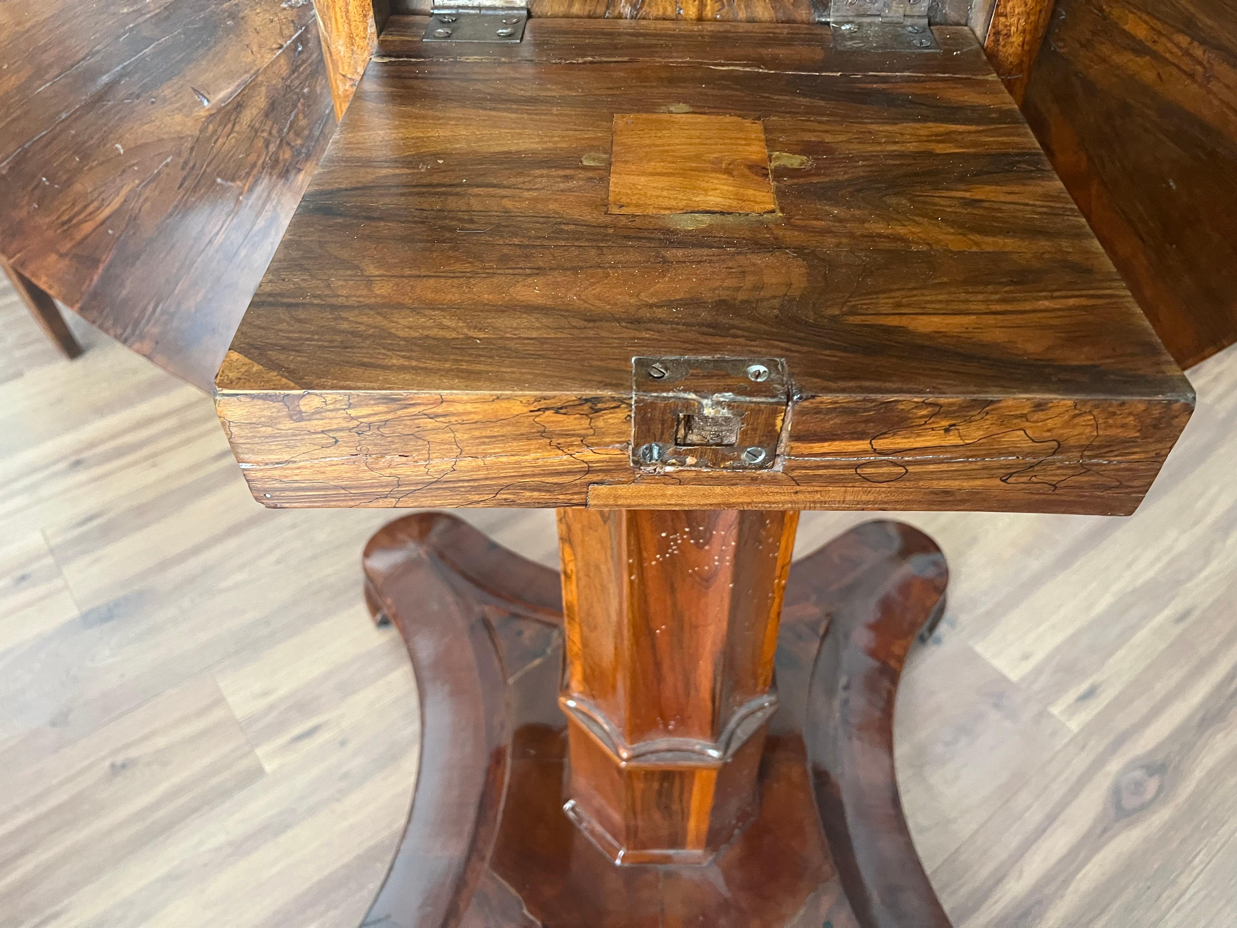 Feiner Biedermeier-Tisch des 19. Jahrhunderts. Wiener Stadt, um 1820. im Angebot 3