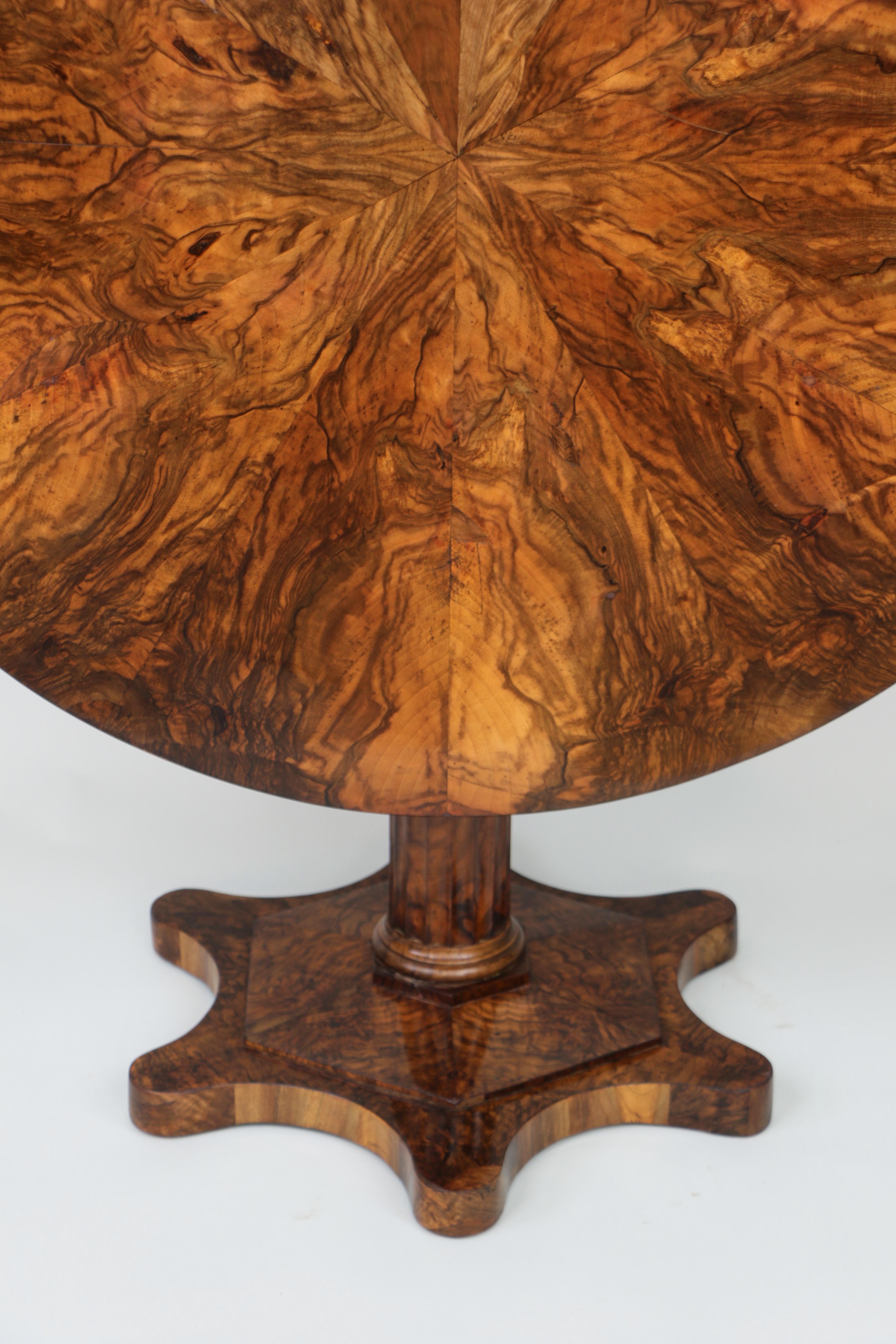 Mesa Biedermeier del siglo XIX. Viena, hacia 1825. en venta 1