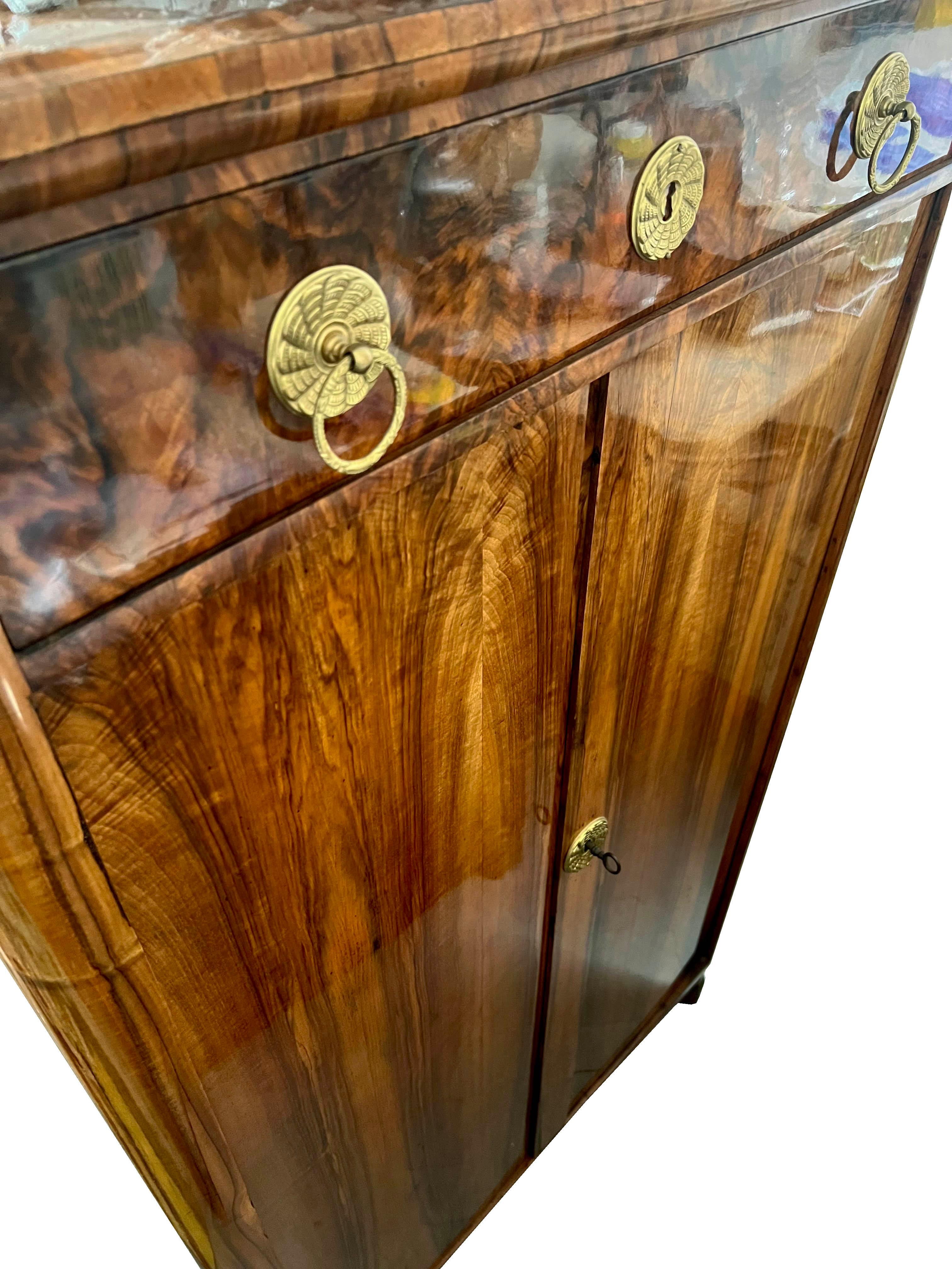 19th Century Fine Biedermeier Tall Trumeau Chest, c. 1825. In Good Condition For Sale In Vienna, AT
