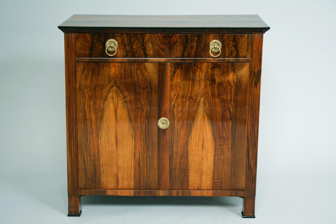 Austriaco Commodo Biedermeier Trumeau del XIX secolo. Vienna, 1825 circa. in vendita