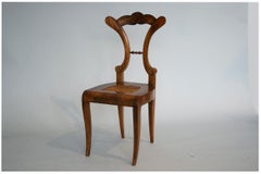 19th Century Fine Biedermeier Walnut Chair, Vienna, c. 1825.