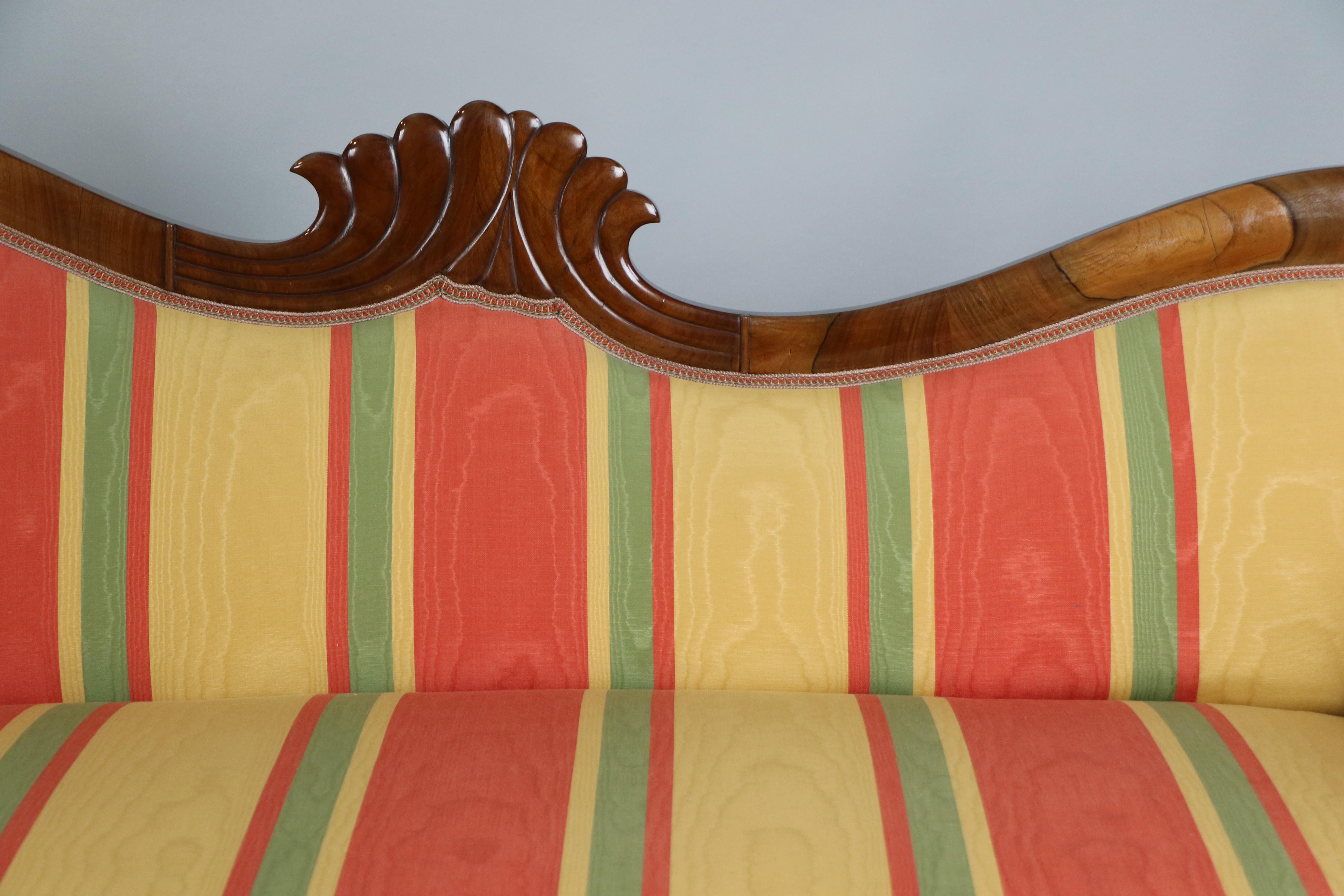 Récamière en noyer Biedermeier du XIXe siècle. Vienne, vers 1825. en vente 2