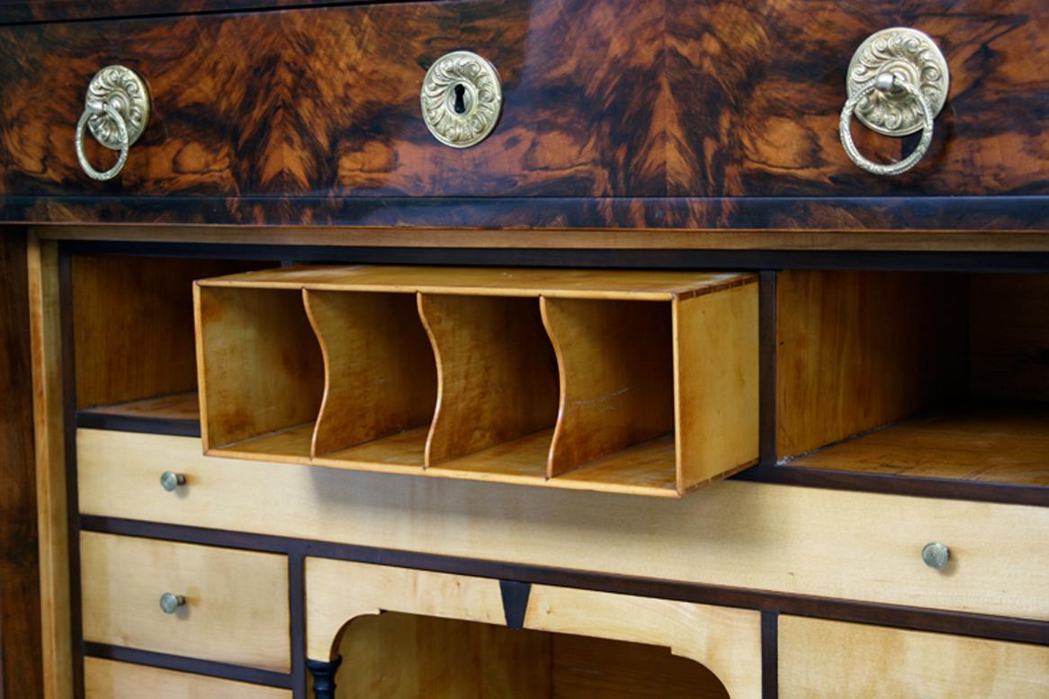 Secretaire in noce Biedermeier del XIX secolo. Vienna, 1825 circa. in vendita 1