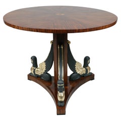 19th Century Fine Biedermeier Walnut Table. Vienna, c. 1820.
