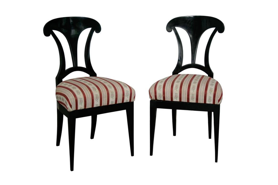 Ebanizzato Sedie Biedermeier ebanizzate del XIX secolo. Vienna, 1825-30 circa. in vendita
