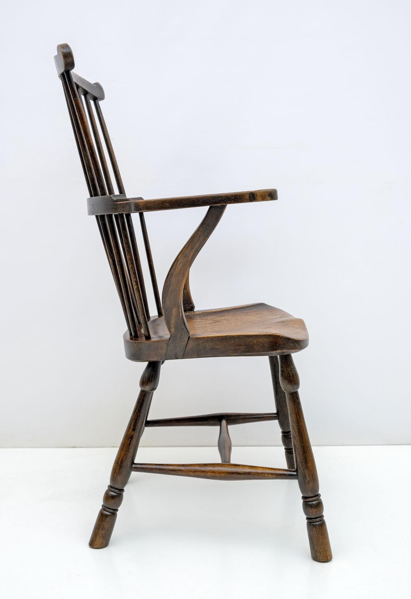 Early 19th Century 19th Century Fine English West Country Comb Back Windsor Chair For Sale