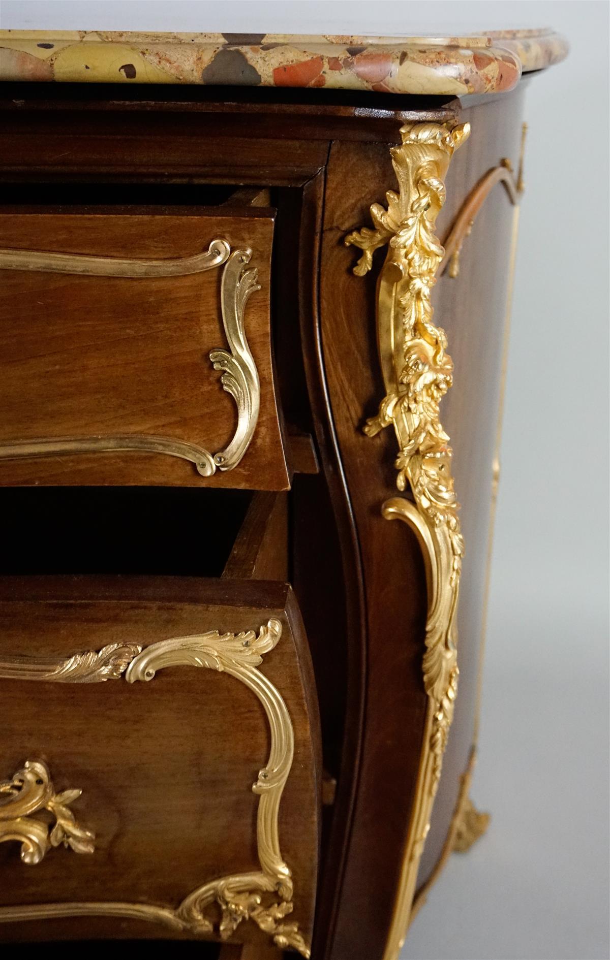 Mahogany 19th Century Fine French Commode by Francois Linke