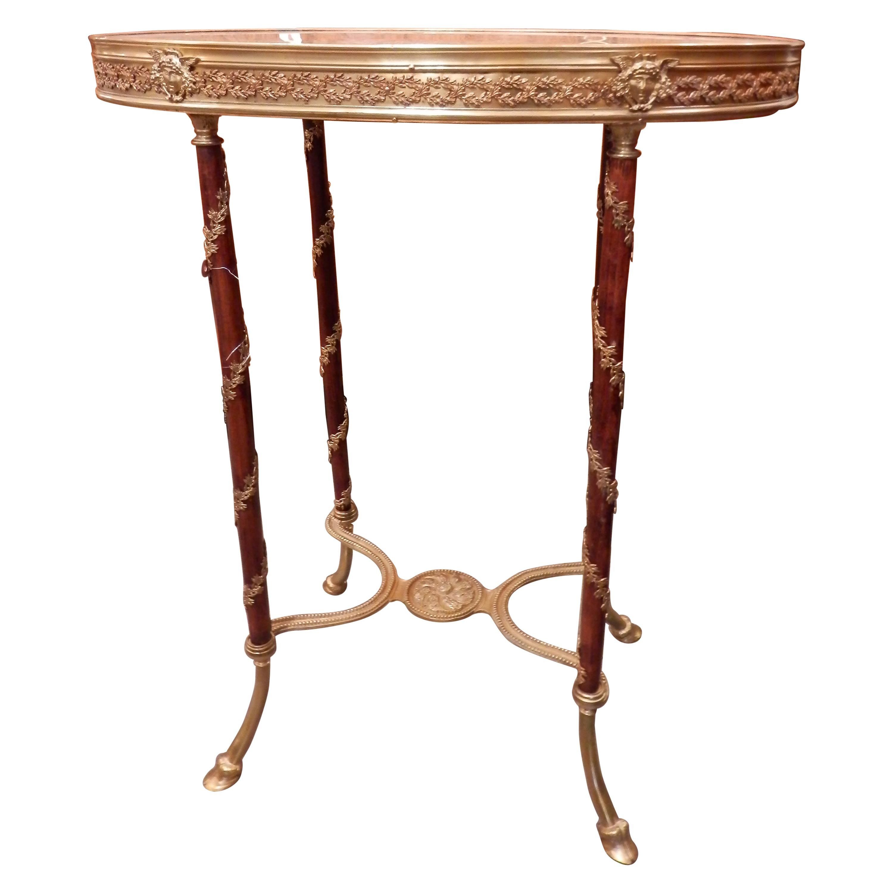 französischer Guéridon-Tisch mit vergoldeter Bronze und Marmorplatte aus dem 19