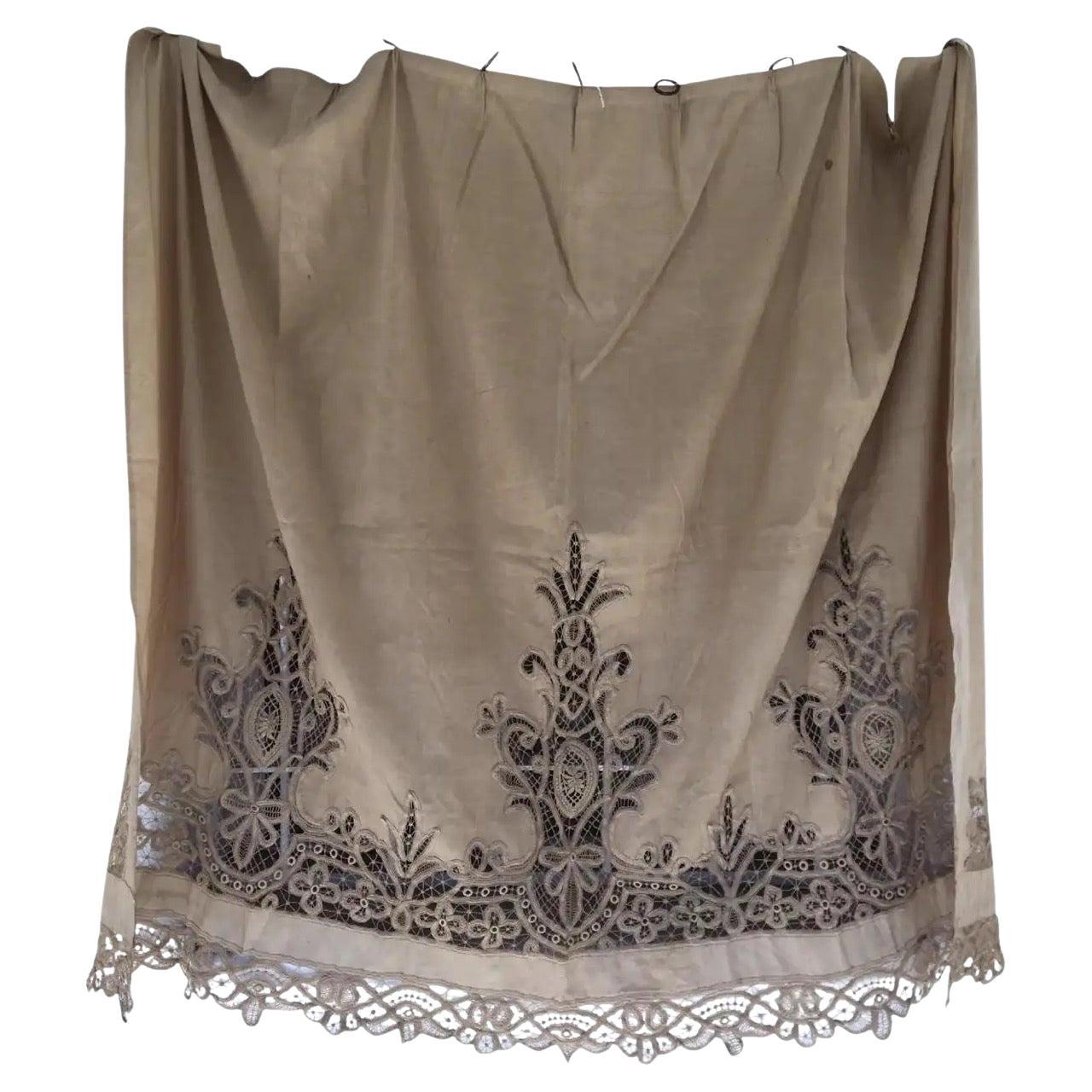 19th Century Fine French Linen and Lace Curtain For Sale