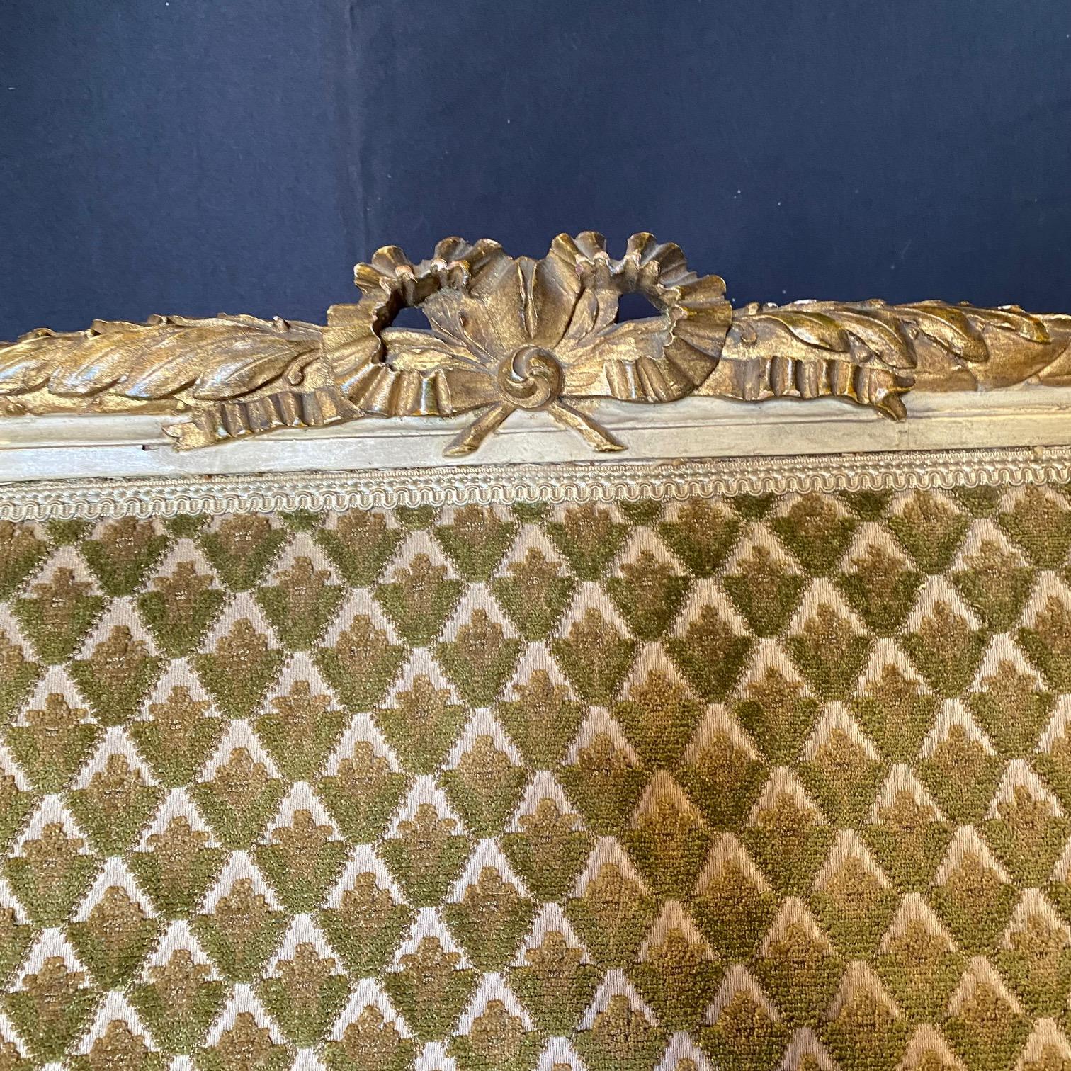 19th Century Fine French Louis XVI Carved Five Piece Livingroom Set For Sale 2