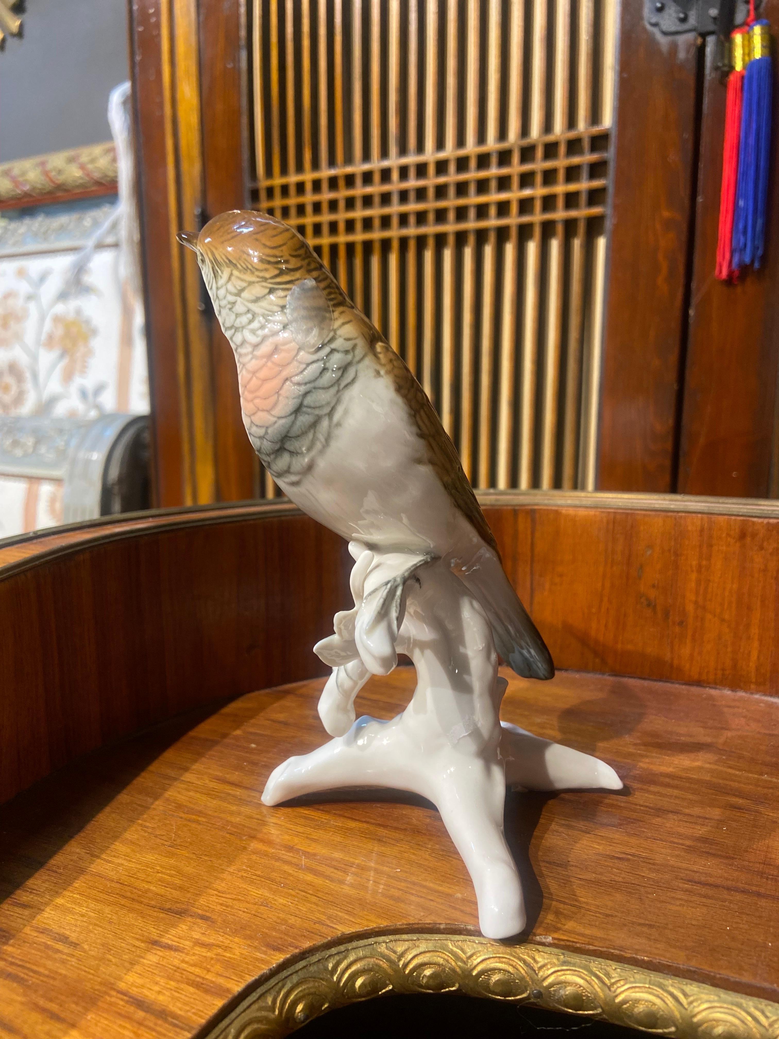 Feine handbemalte Porzellan-Vogelfigur aus dem 19. Jahrhundert von ENS Deutschland im Angebot 3