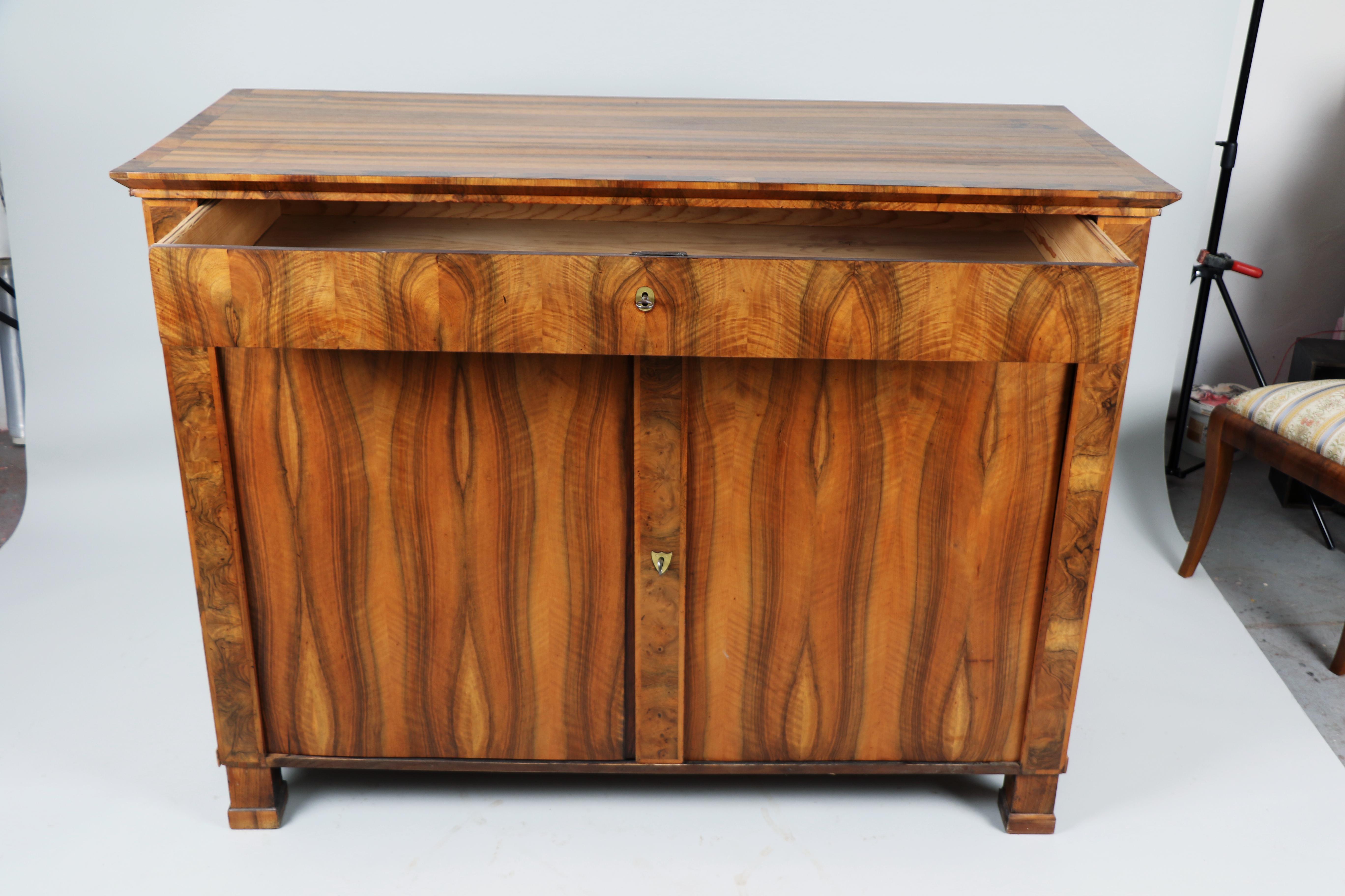 Inlay 19th Century Fine Large Biedermeier Trumeau Commode. Vienna, c. 1825. For Sale