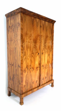 19th Century Fine Large Biedermeier Walnut Armoire. Vienna, c. 1825.