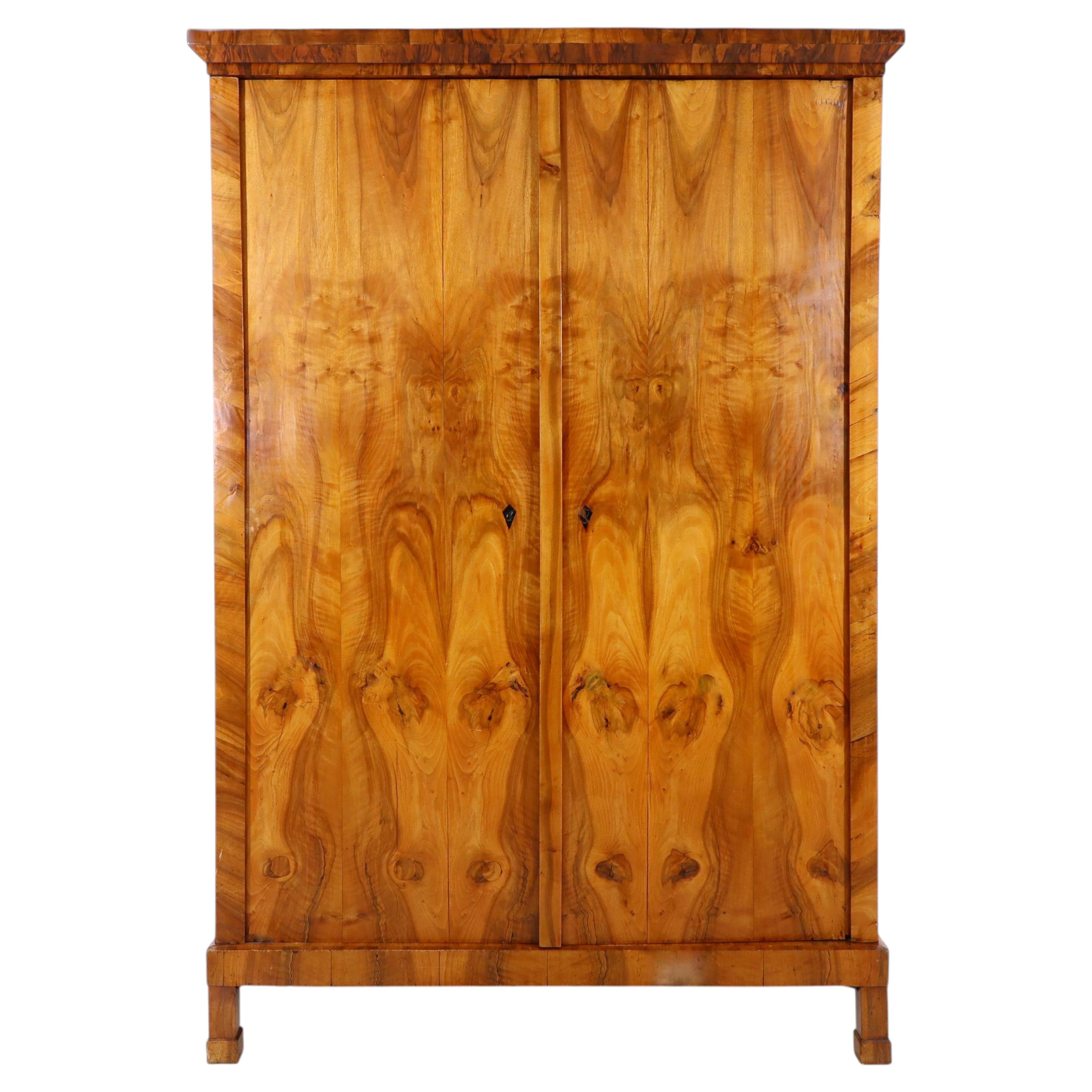 19th Century Fine Large Biedermeier Walnut Armoire. Vienna, c. 1825.