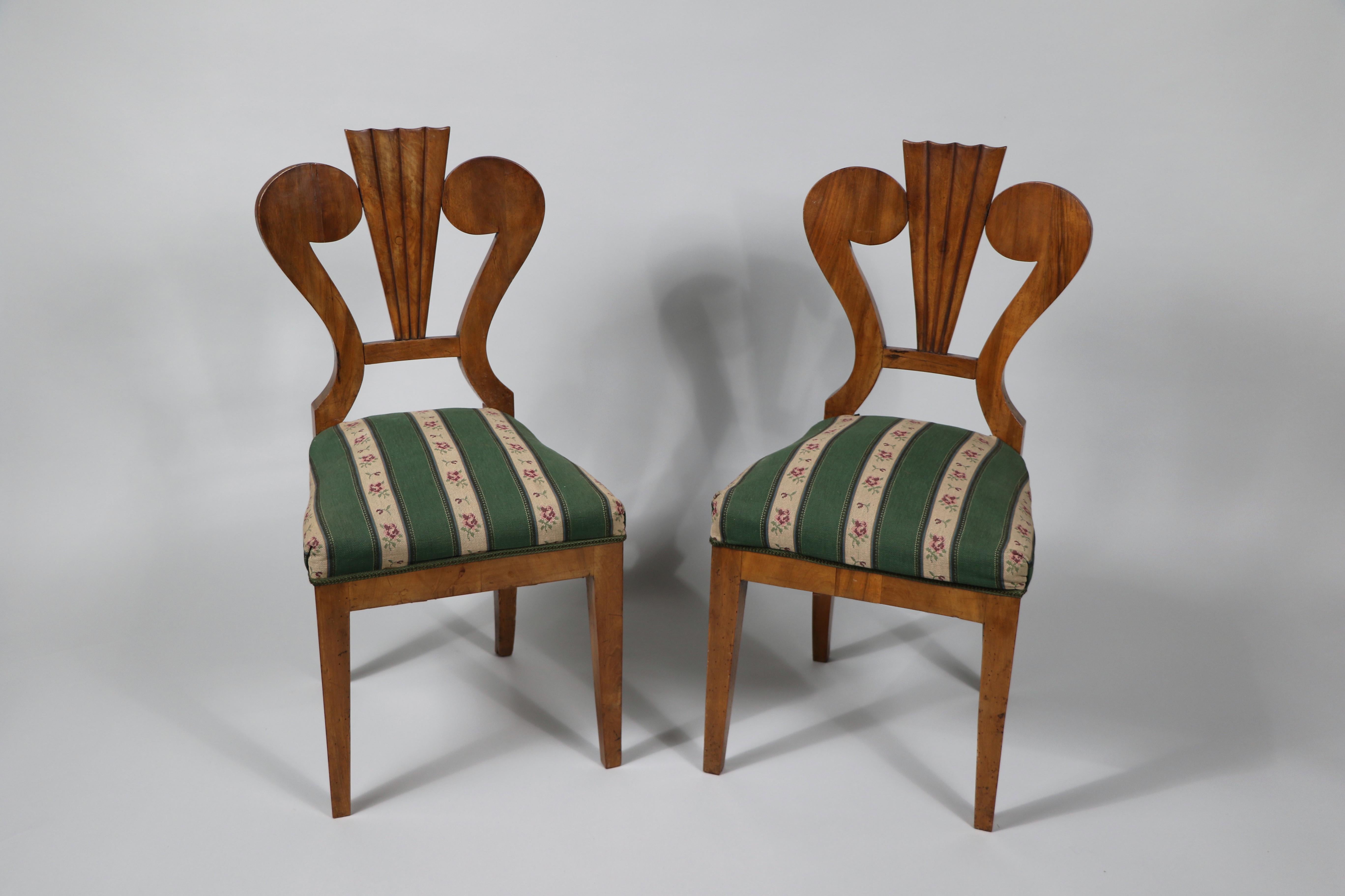 Upholstery 19th Century Pair of Biedermeier Walnut Chairs. Vienna, c. 1825. For Sale