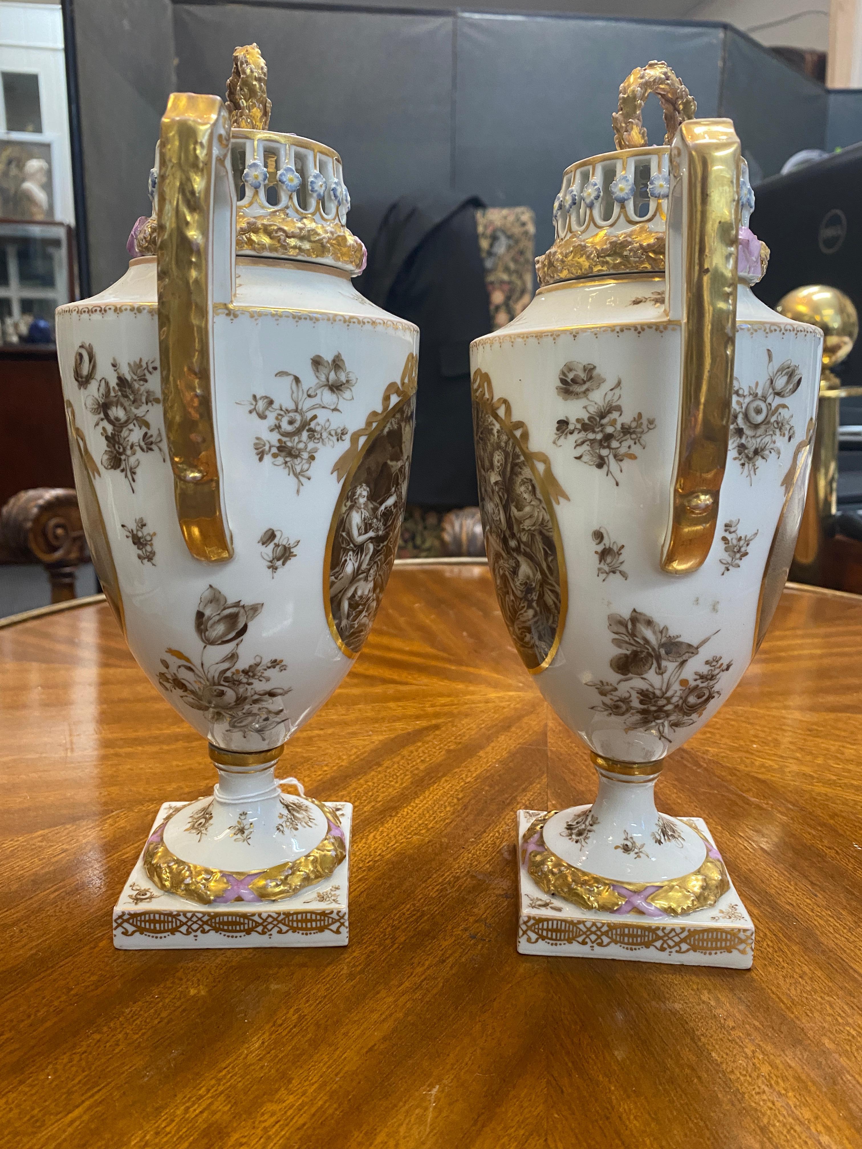 19th Century Fine Pair of Continental Porcelain Jacob Petit-Style Vases For Sale 4