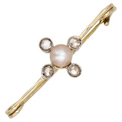 Vintage 19th Century Fine Pearl Diamonds 18 Karat Yellow Gold Pin Brooch
