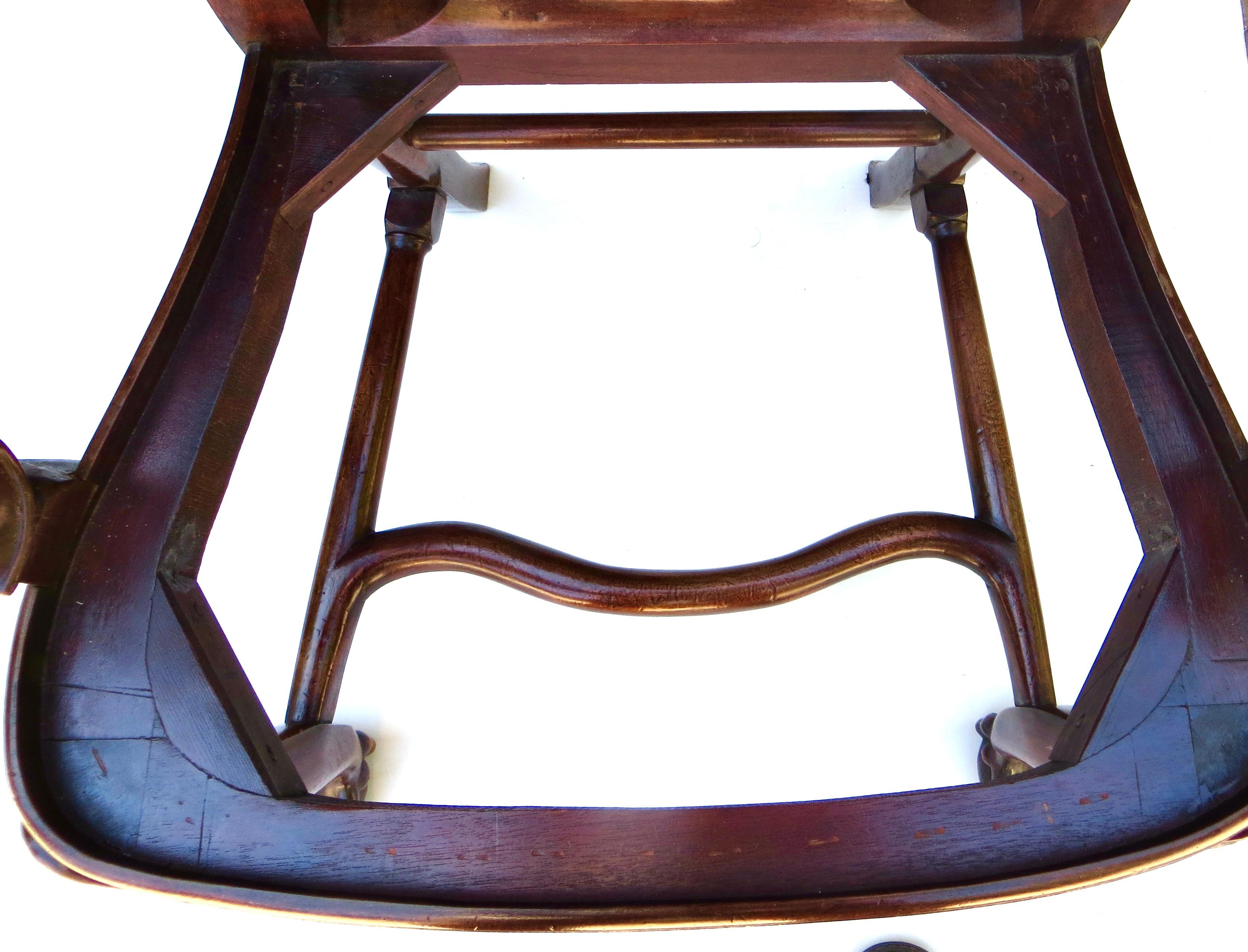 Coppia di poltrone in stile Giorgio I del XIX secolo di ottima qualità, inglese Circa 1850 In condizioni buone in vendita a Incline Village, NV