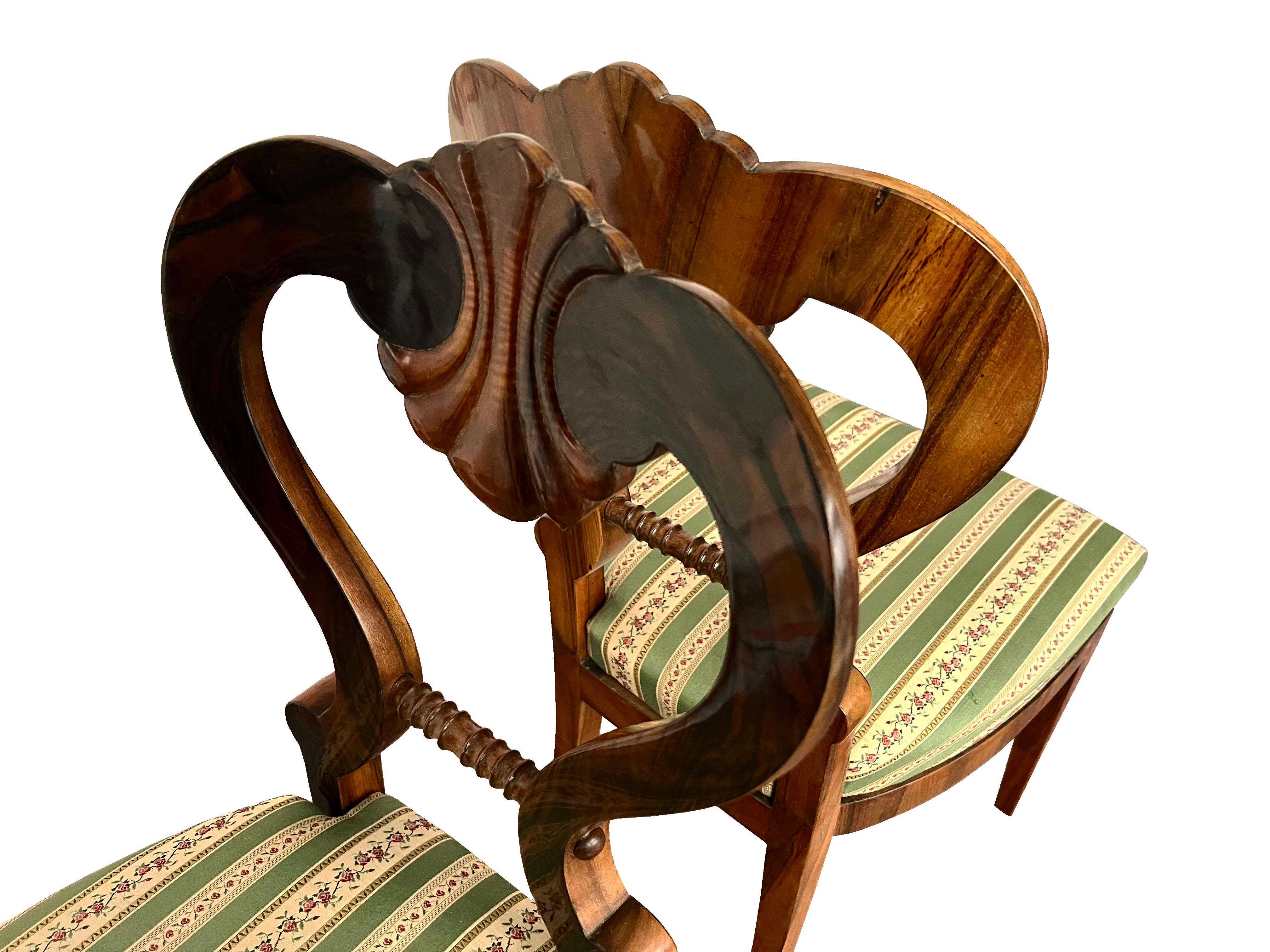 Walnut 19th Century Fine Set of Five Biedermeier Chairs. Vienna, c. 1825. For Sale