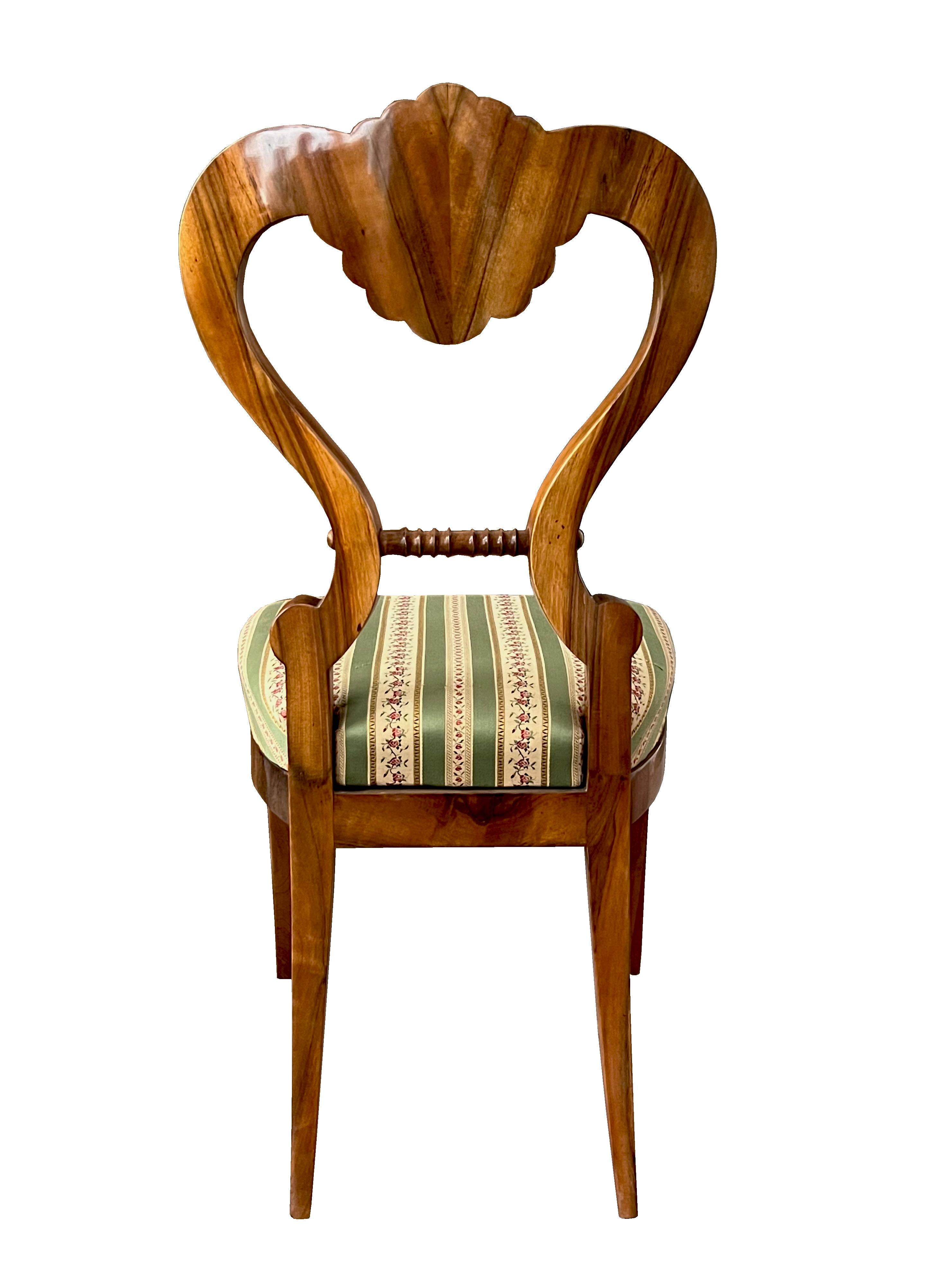 19th Century Fine Set of Five Biedermeier Chairs. Vienna, c. 1825. For Sale 1