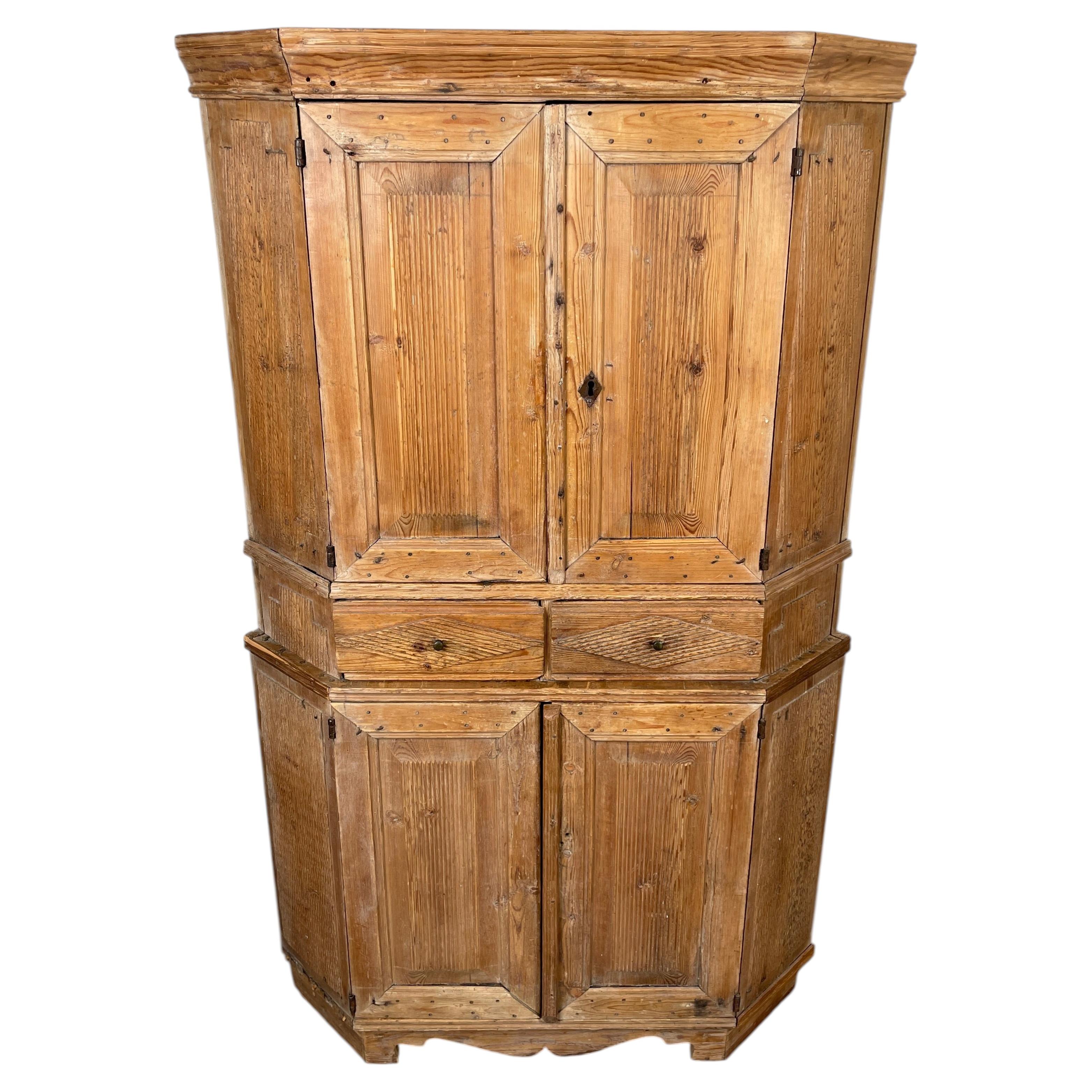 19th Century Finnish Solid Pine Corner Cabinet For Sale