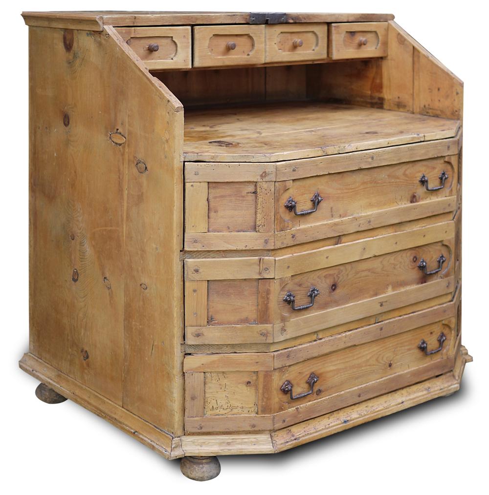 Fir chest of drawers

Measures: H 97 cm, L 93 cm, P 67 cm

Particular chest of drawers with a rather unusual shape.
Entirely built in fir wood, with several drawers that allow you to make the most of the space to organize your objects.

The