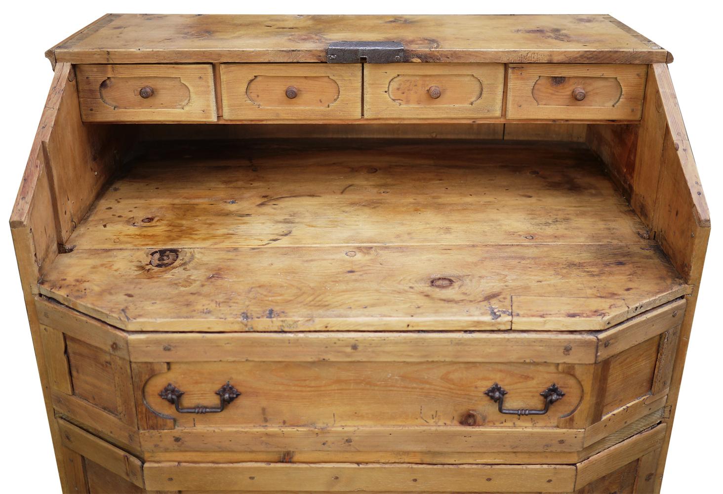 Italian 19th Century Fir Chest of Drawers