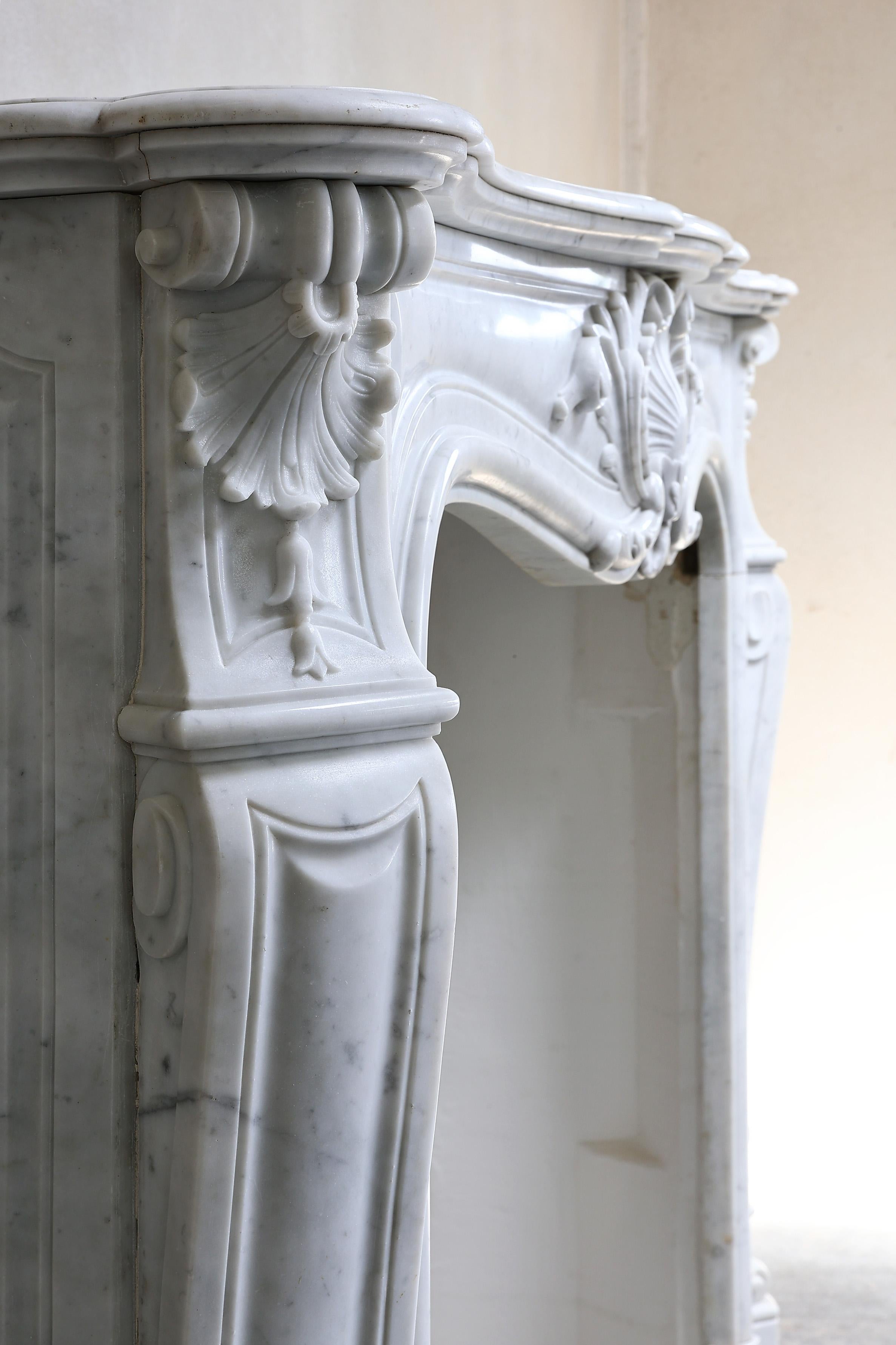 19th Century Fireplace in Style of Louis XV of Carrara Marble 6