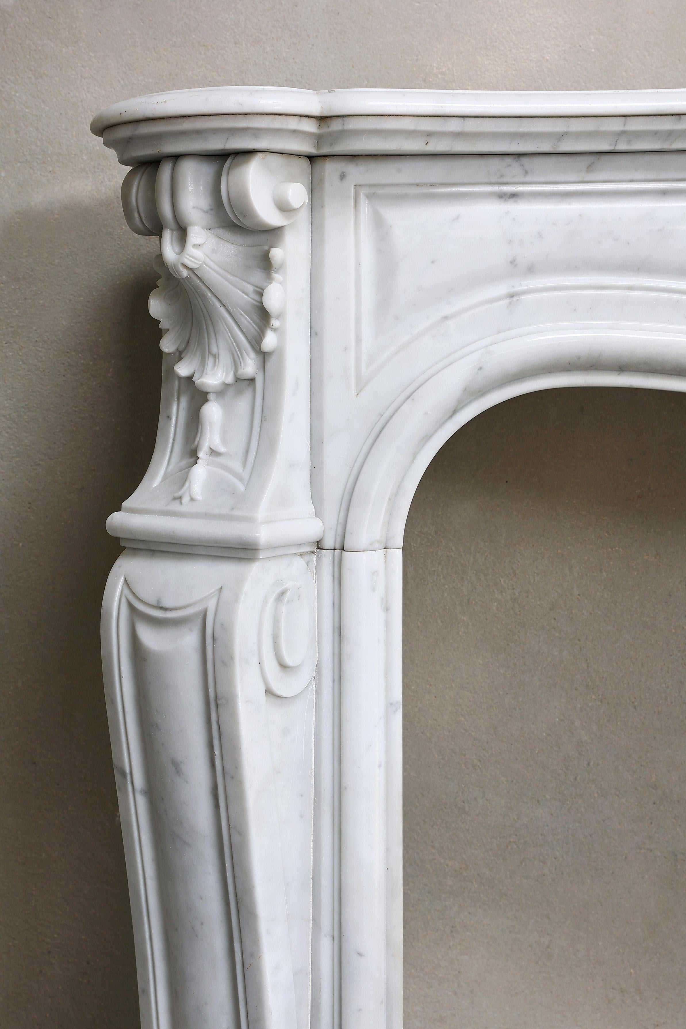 19th Century Fireplace in Style of Louis XV of Carrara Marble 5