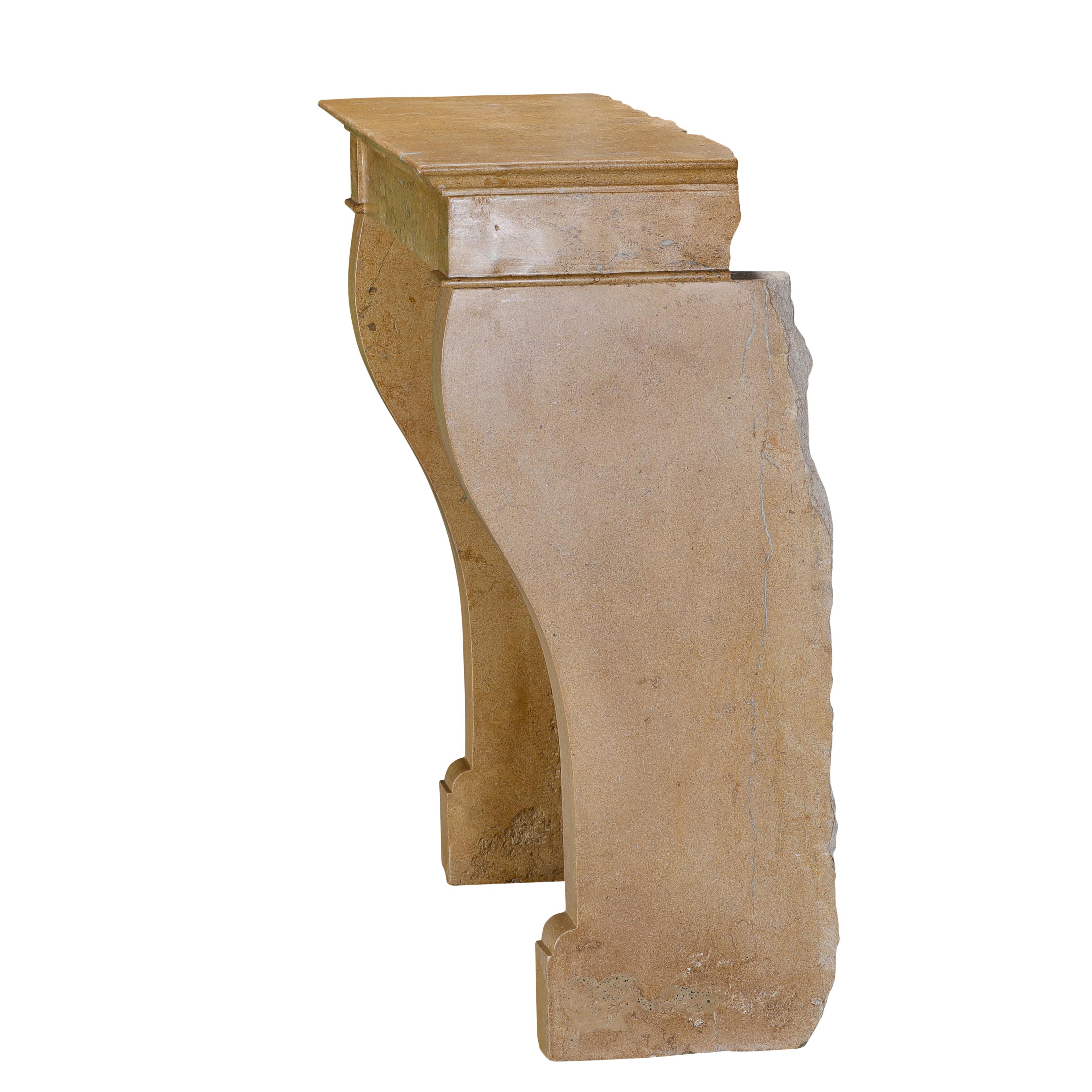 Camino del XIX secolo in pietra beige bionda lucida - Focolare quadrato in vendita 4