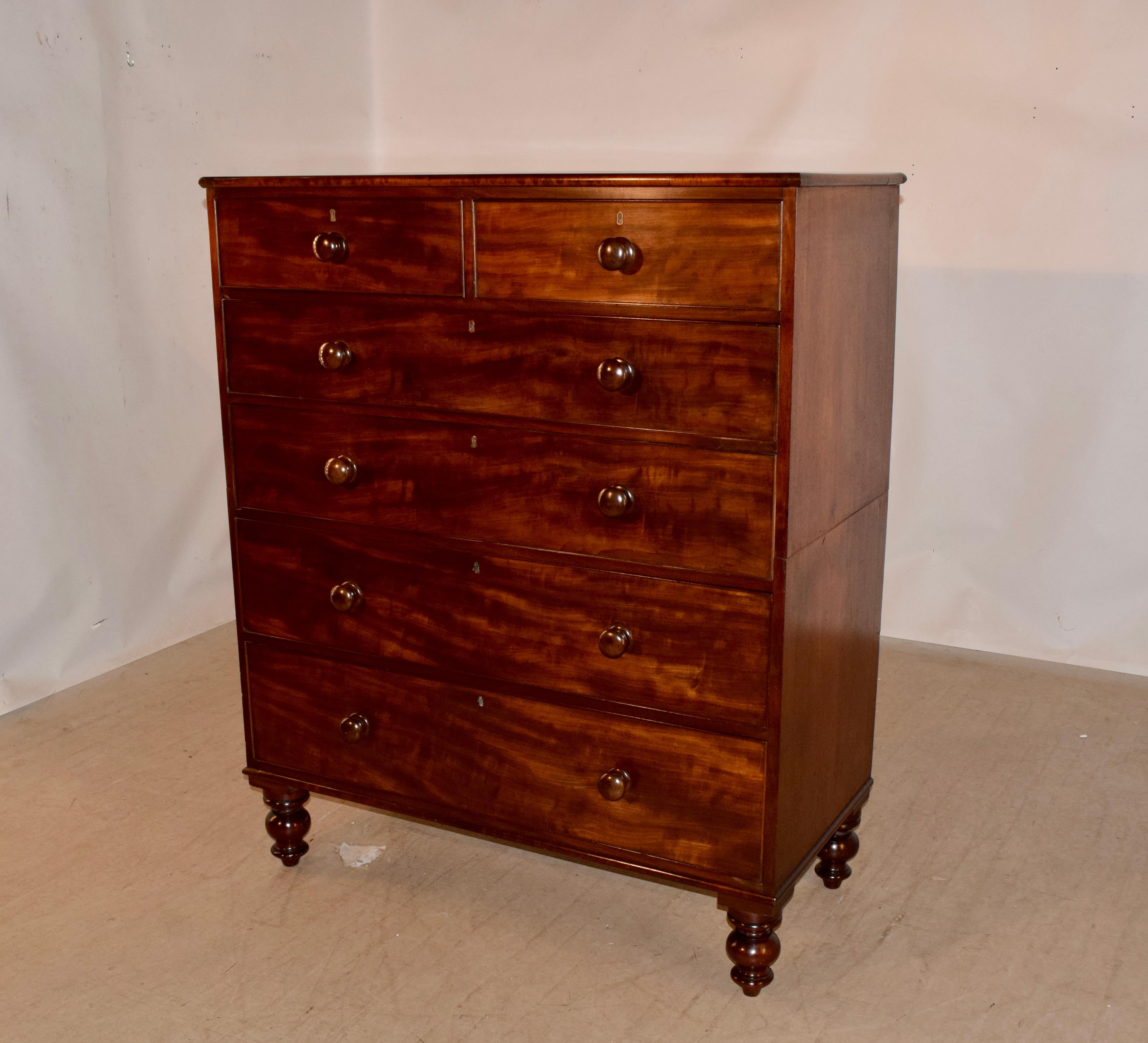 19th Century Flame Mahogany Chest of Drawers For Sale 1
