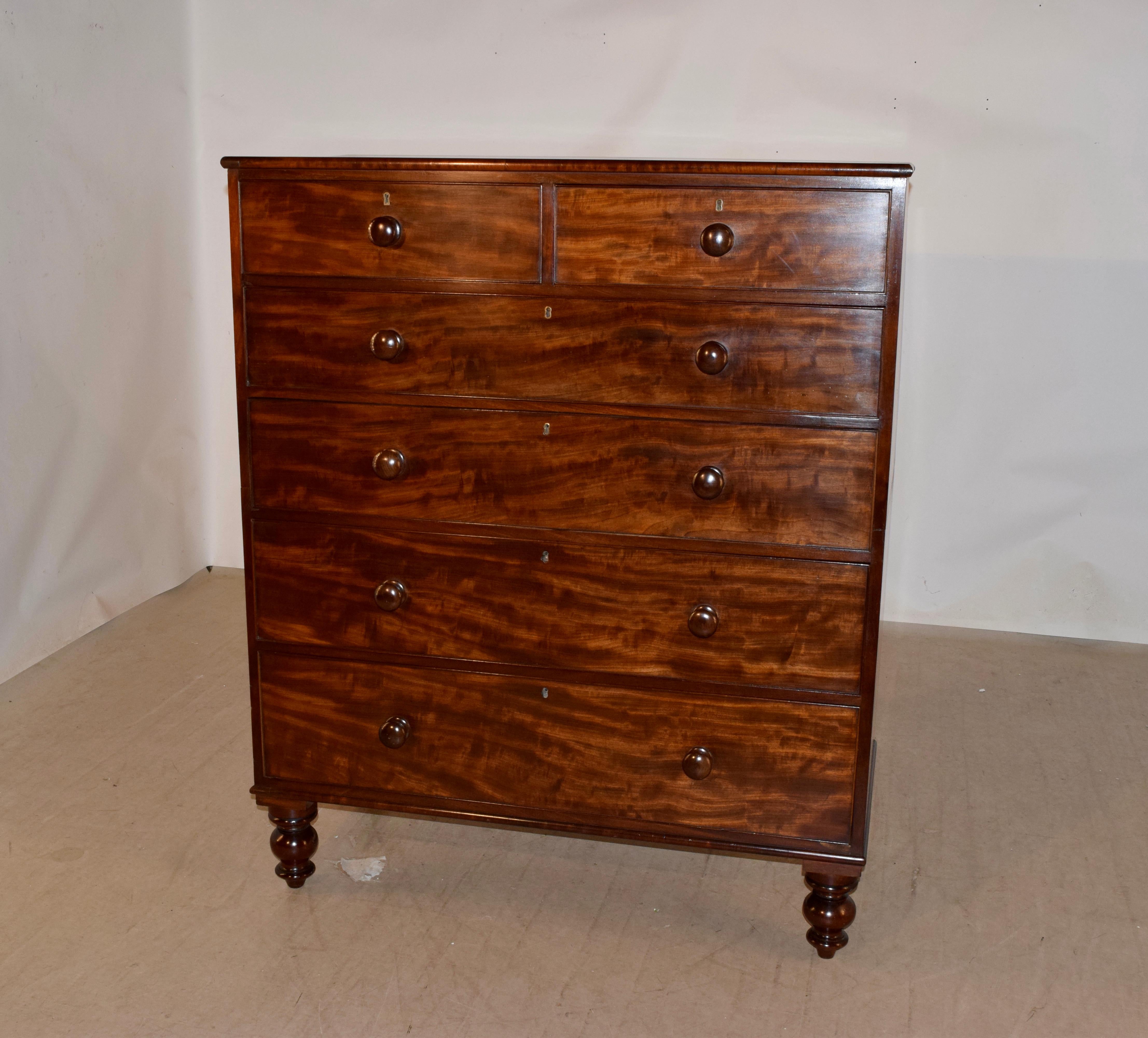 19th Century Flame Mahogany Chest of Drawers For Sale 2