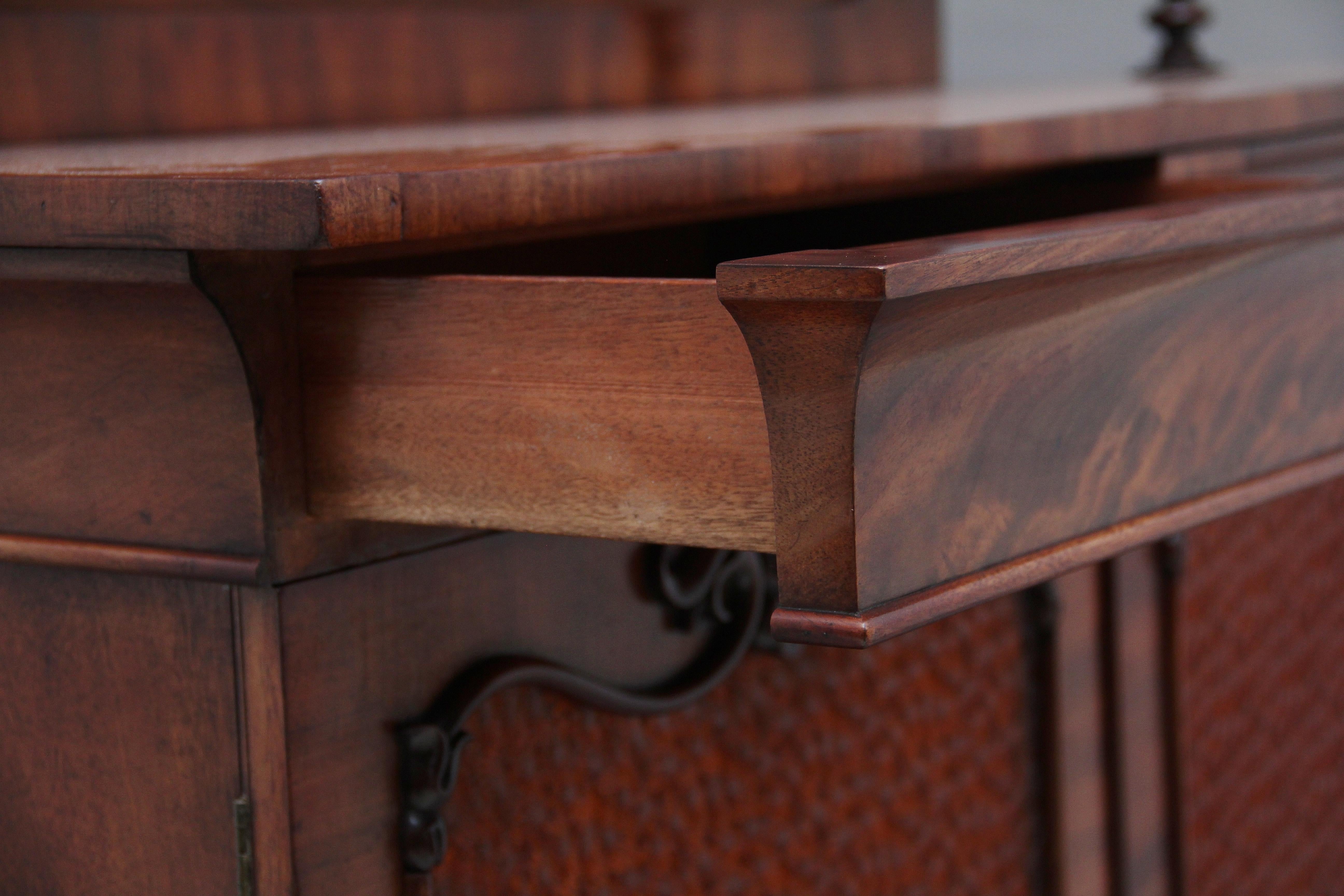 19th Century Flame Mahogany Chiffonier For Sale 7