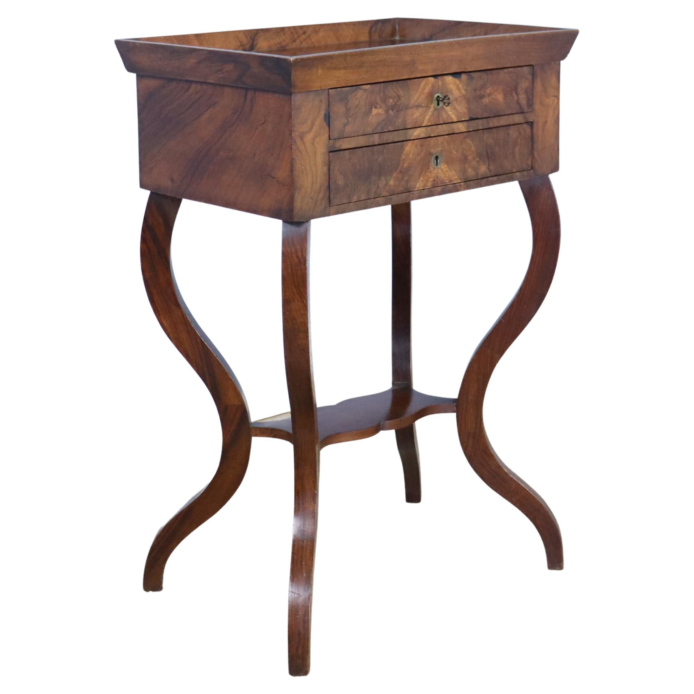 19th Century Flame Mahogany Tray Top Side Table For Sale
