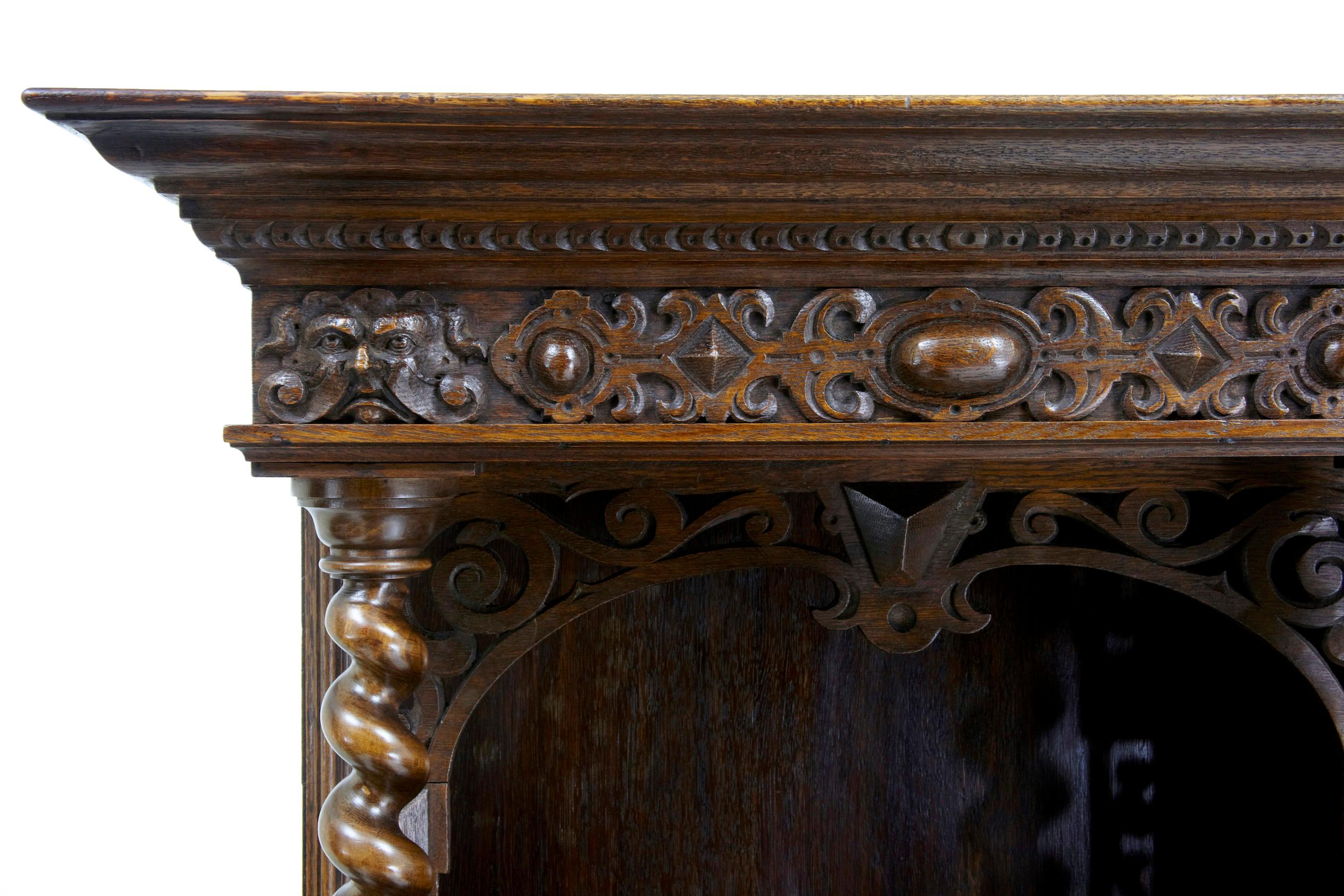 19th Century Flemish Carved Oak Hall Cupboard on Stand In Good Condition In Debenham, Suffolk