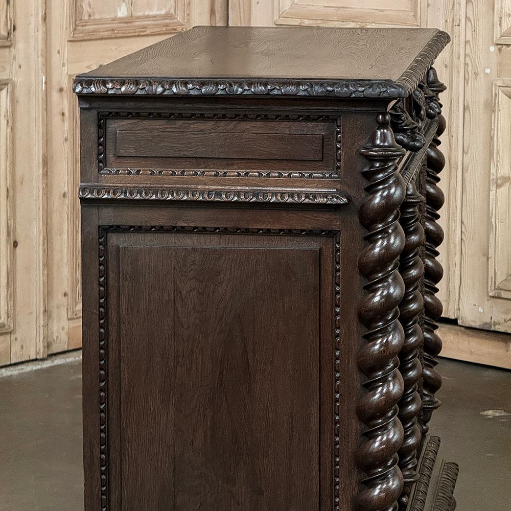 19. Jahrhundert Flemish Renaissance Buffet ~ Credenza im Angebot 10