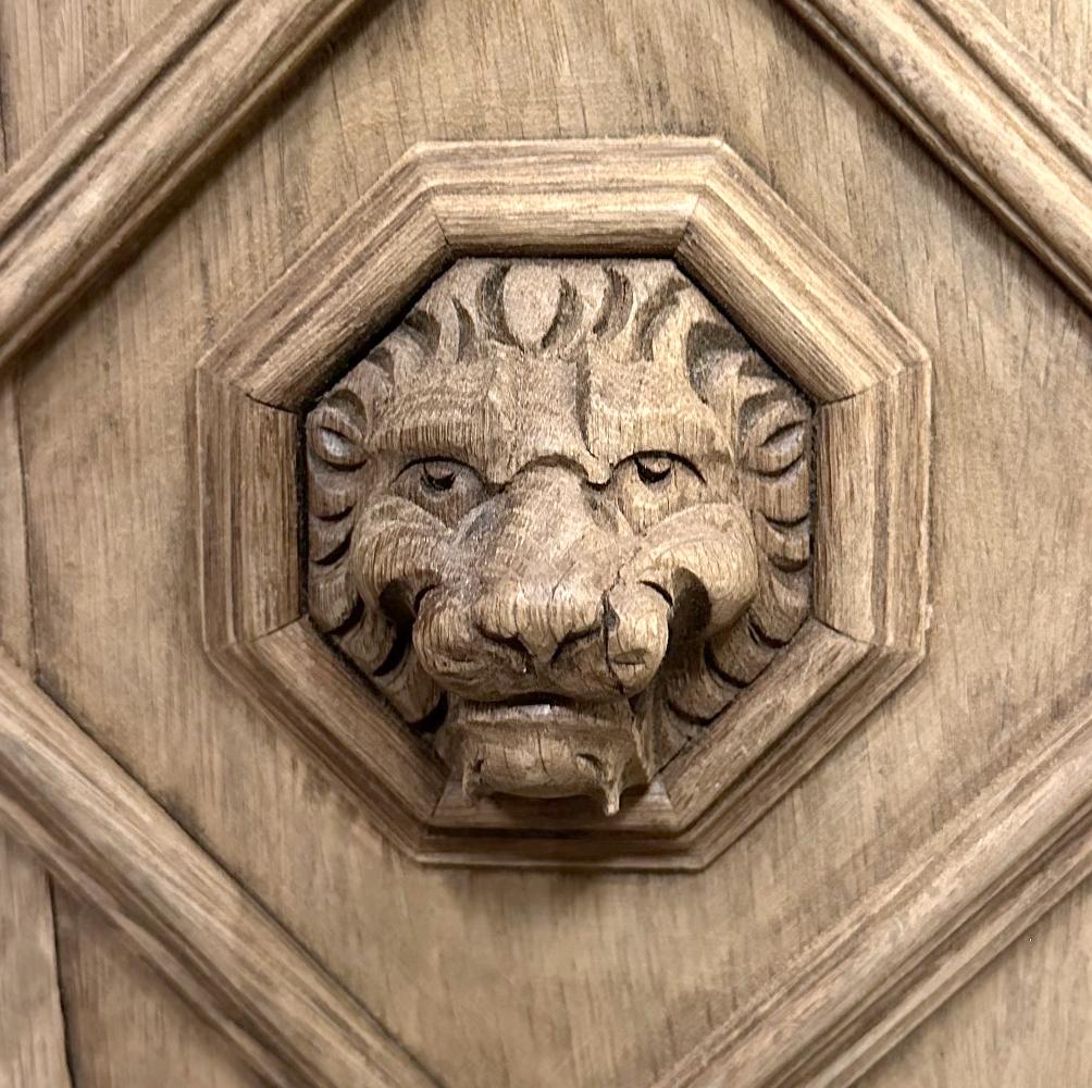 Armadio Confiturier rinascimentale fiammingo del XIX secolo in Oak Oak scortecciato in vendita 5