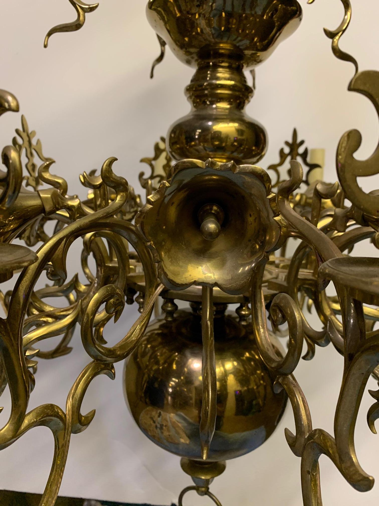 Baroque 19th Century Flemmish Brass Chandelier For Sale