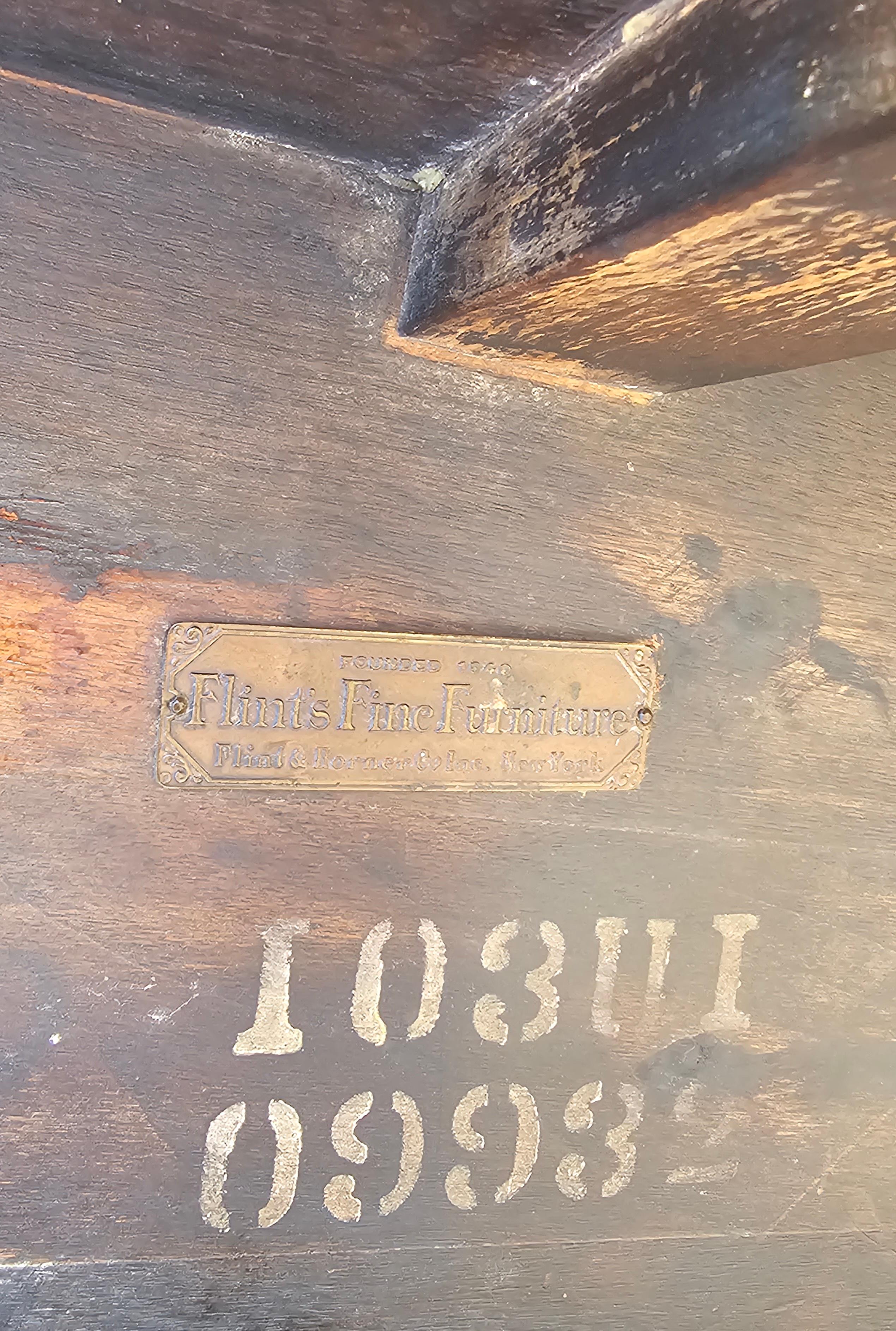 19th Century Flint's Fine Furniture Edwardian Walnut Bench For Sale 6