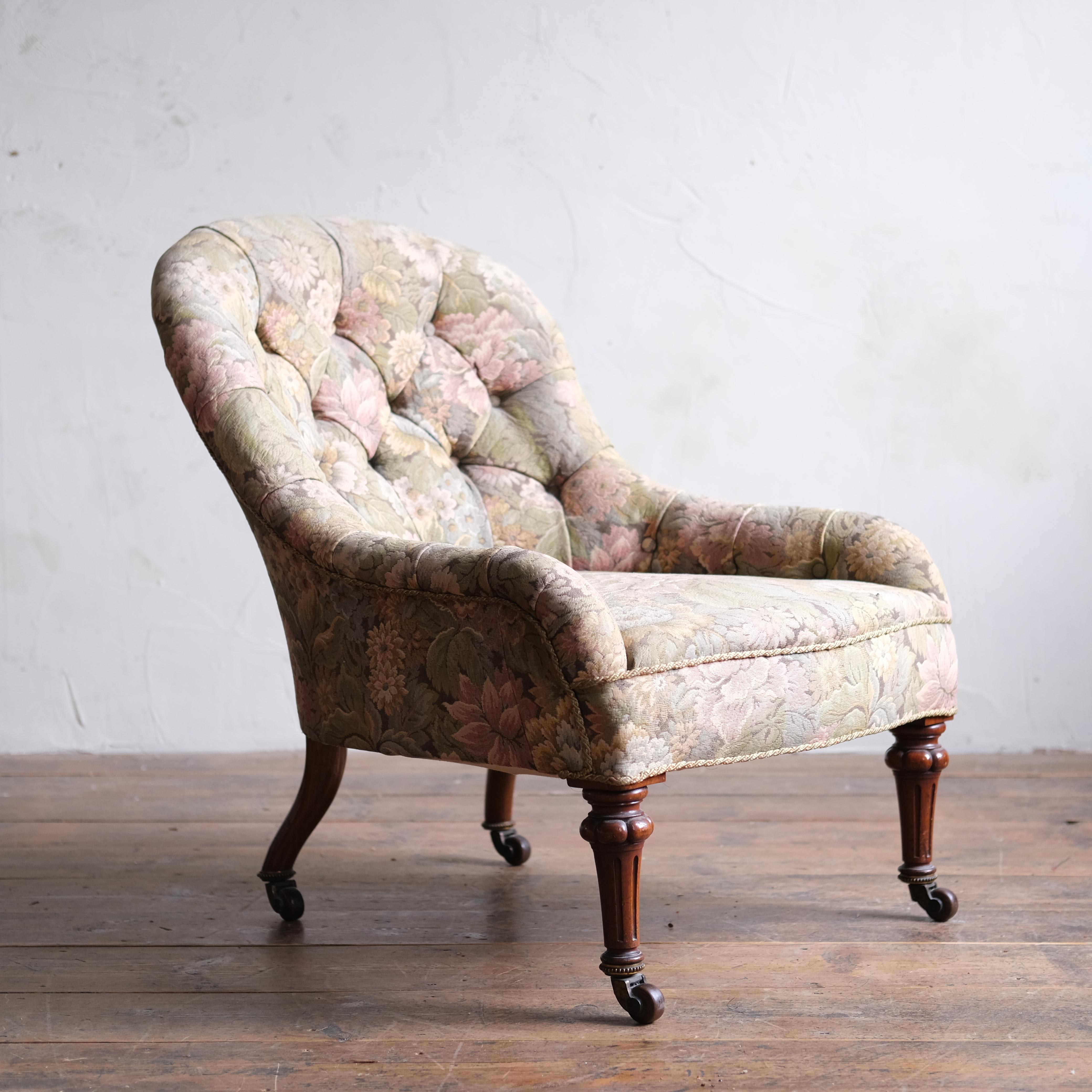 A good quality 19th century bedroom armchair raised on turned walnut legs and its original casters. In floral fabric that is in good condition and ready to use. we do offer upholstery should you wish to change the fabric. 

 

Measures: 62cm