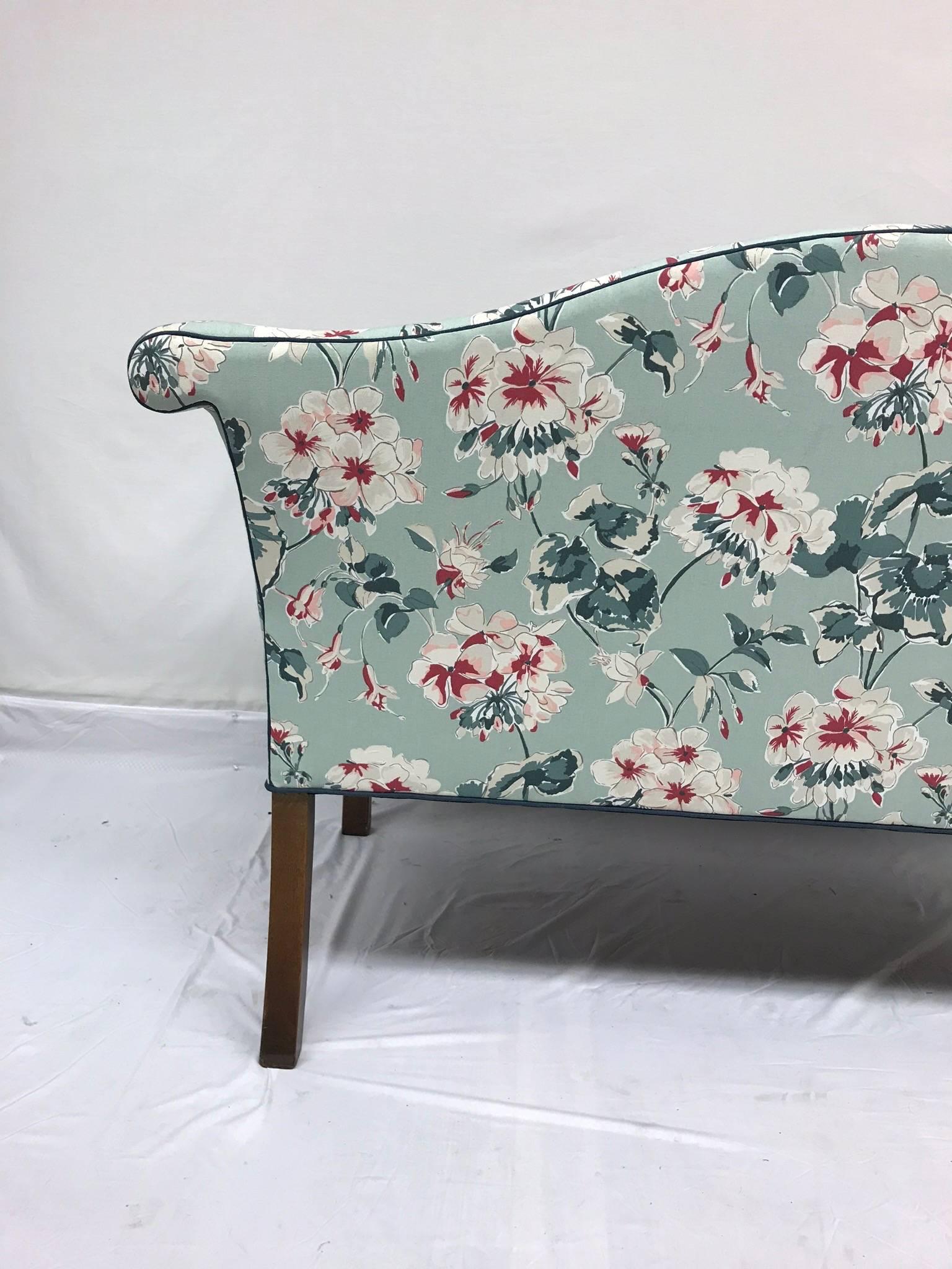19th Century Floral Settee For Sale 3