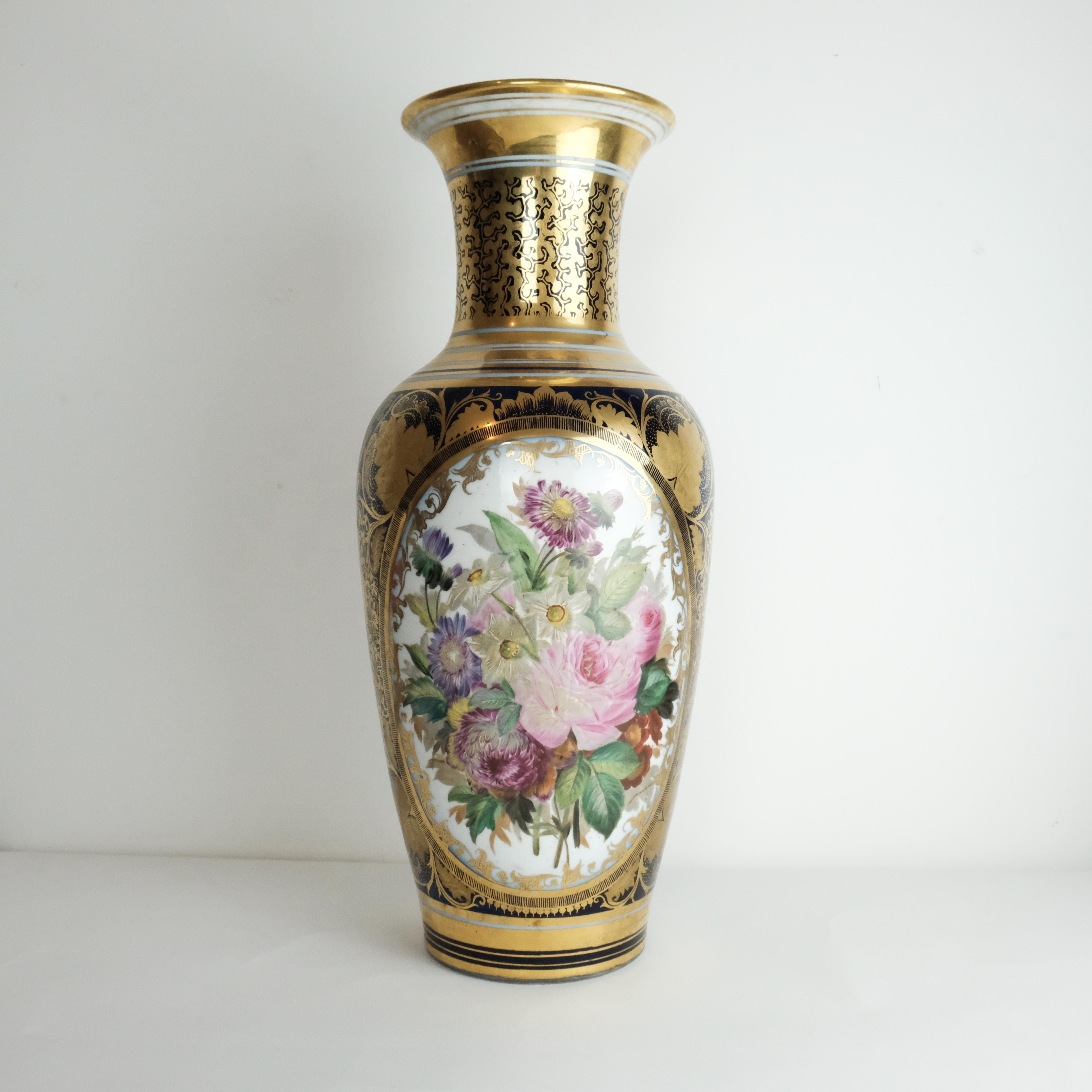 Victorian 19th Century Flower Porcelain Vase Hand Painted Blue and Gold France. For Sale