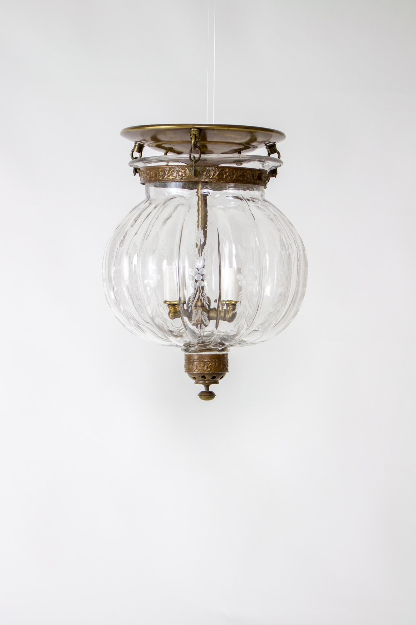 19th Century Flush Onion Shaped Glass Bell Jar Lantern In Good Condition In Canton, MA