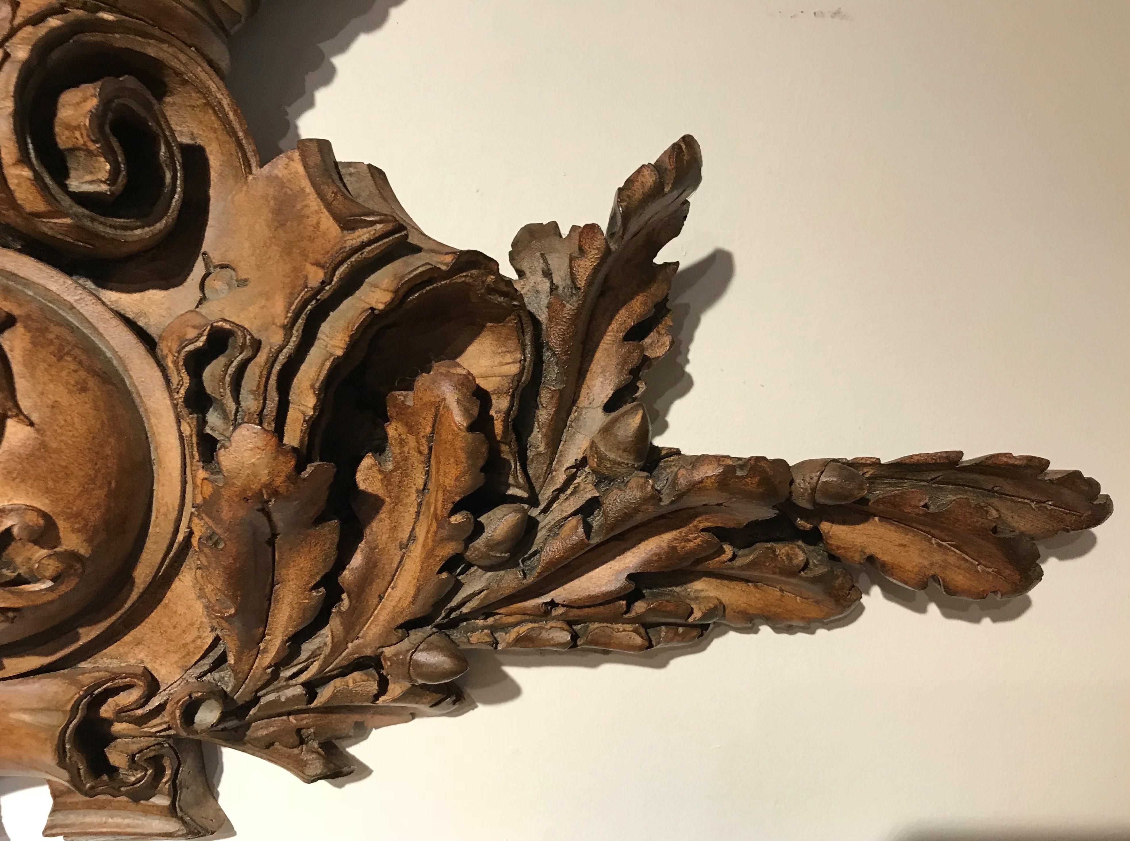 19th Century Foliate Carved Wood and Composition Crest with Crown In Good Condition In Milford, NH