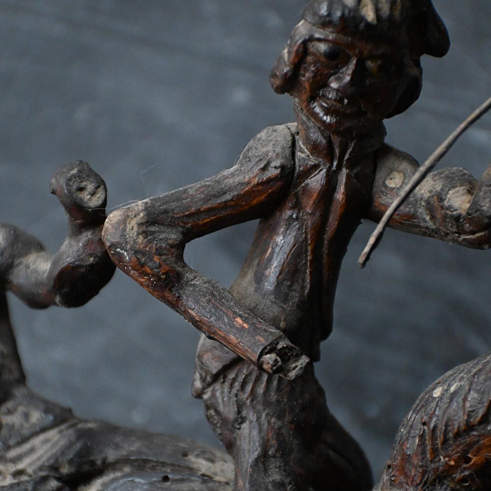 Figura de rama de arte popular del siglo XIX en venta 4