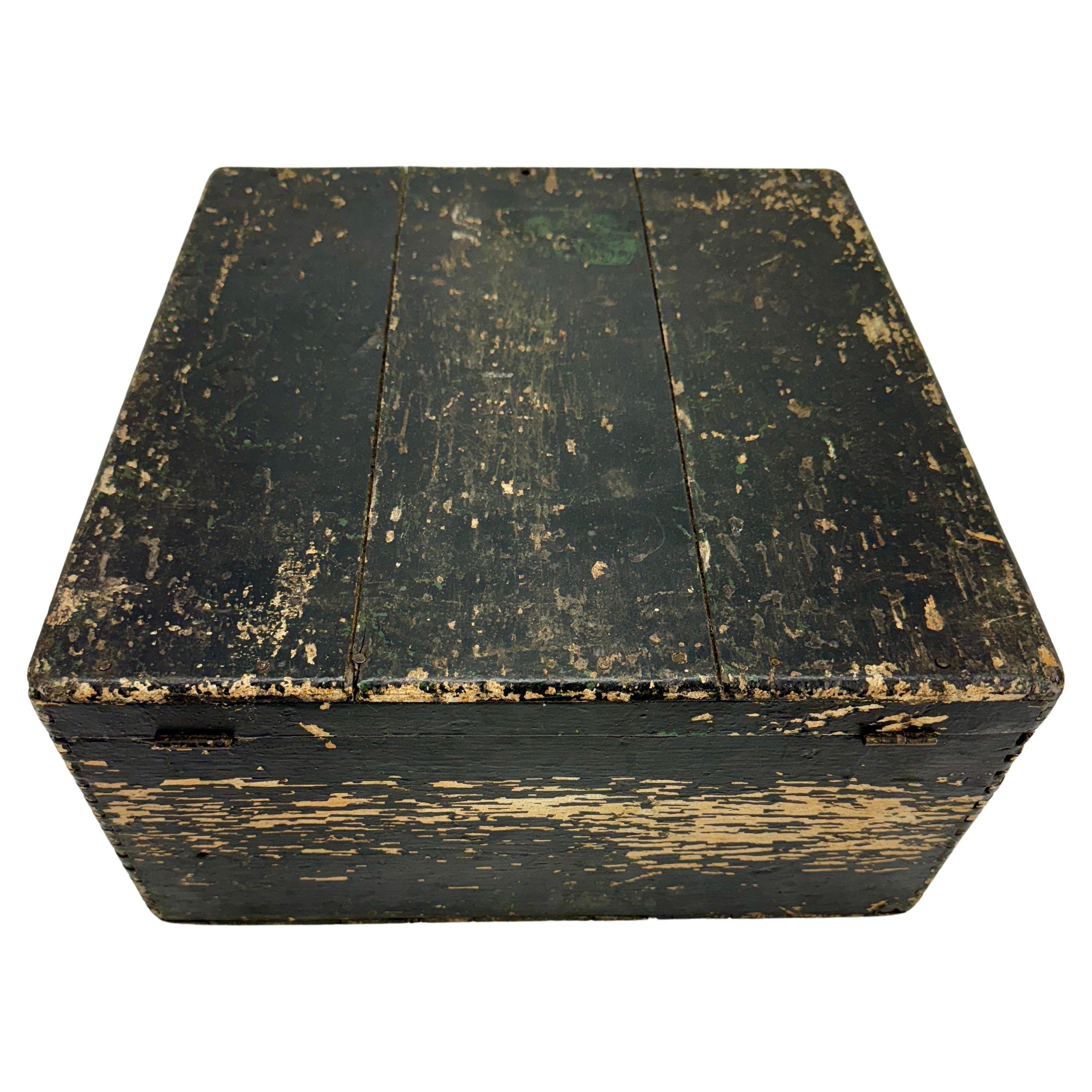 19th Century Folk Art Wood Black Painted Box For Sale 2