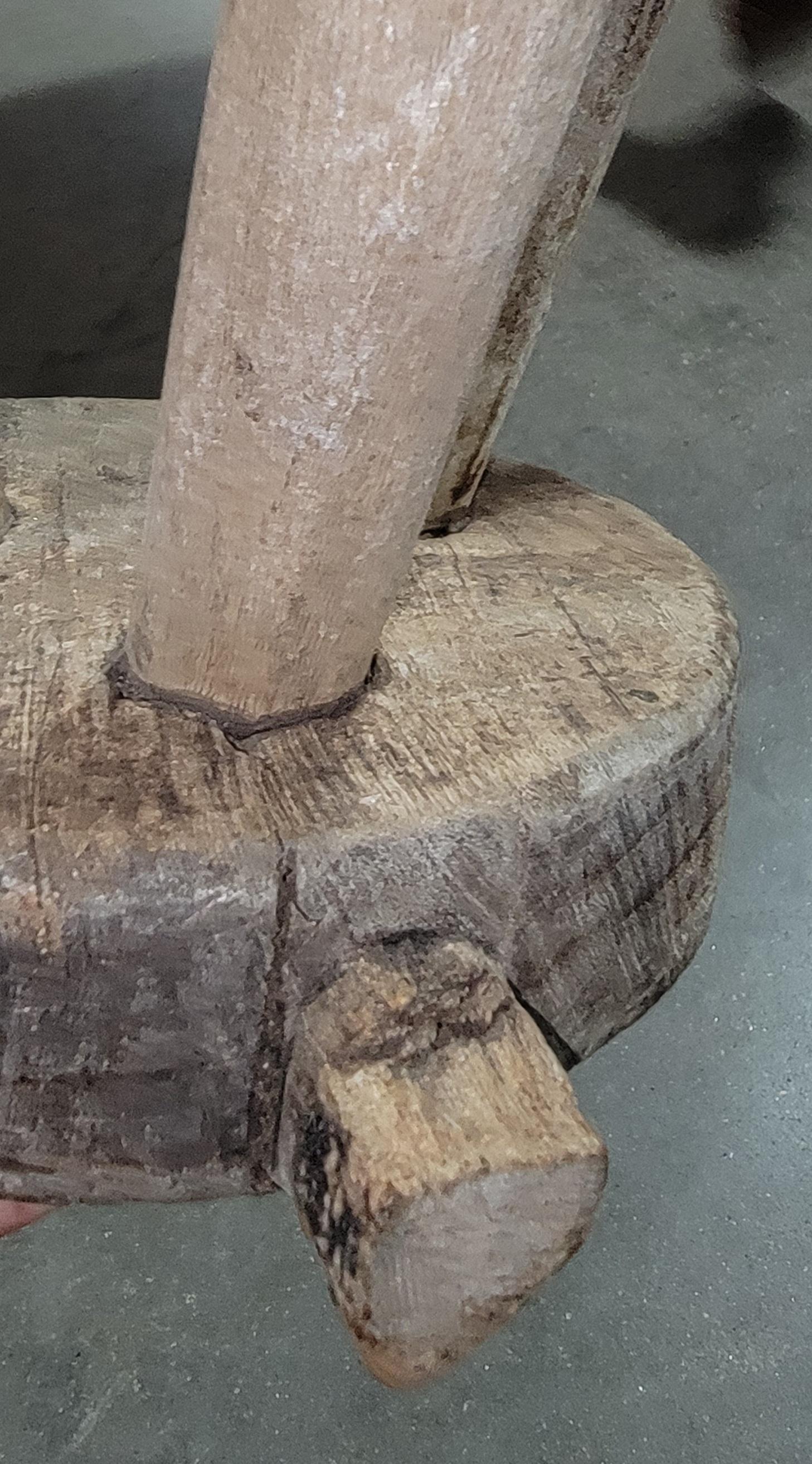 19. Jahrhundert Folky  Hocker (amerikanisch) im Angebot