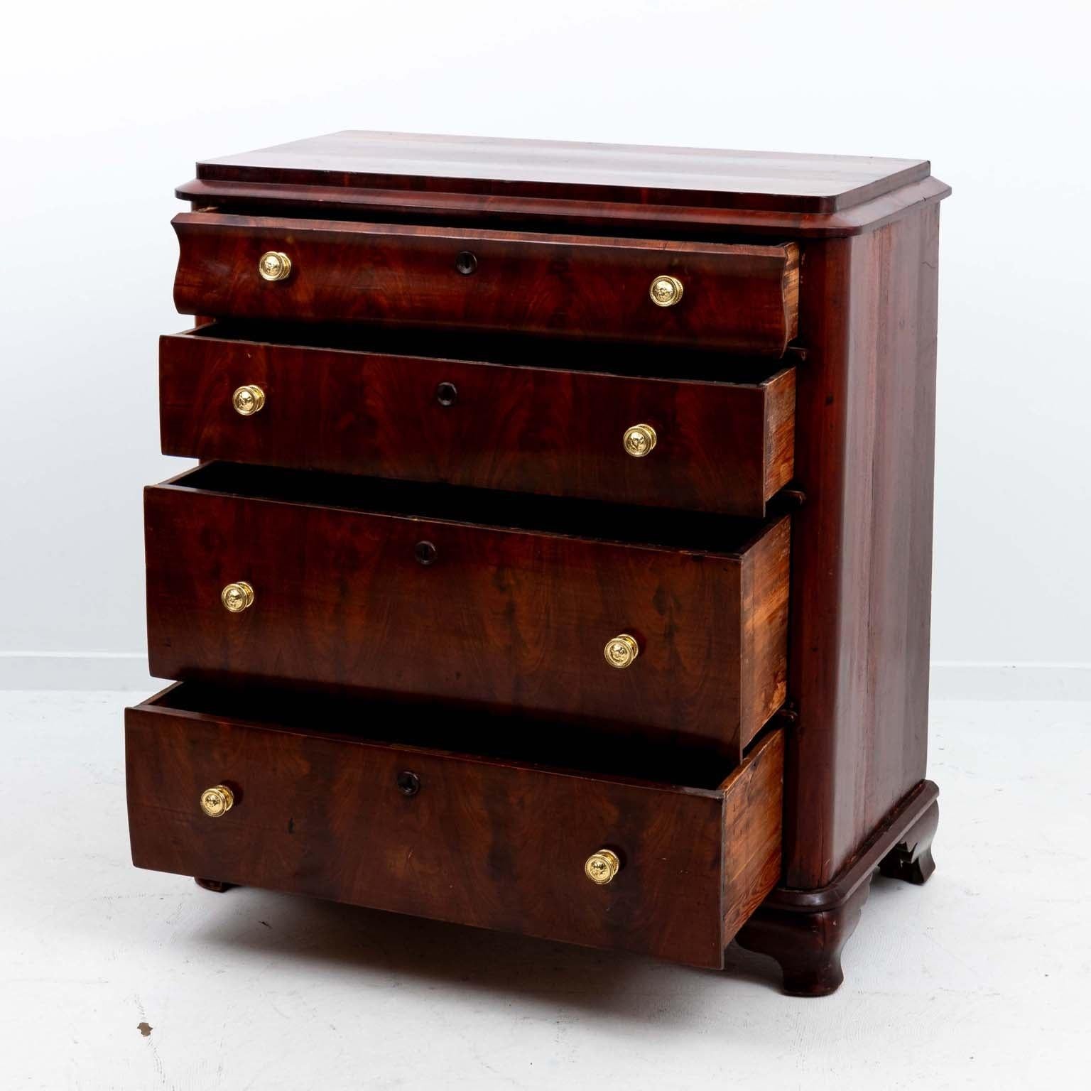 19th Century Four Drawer Commode In Good Condition For Sale In Stamford, CT