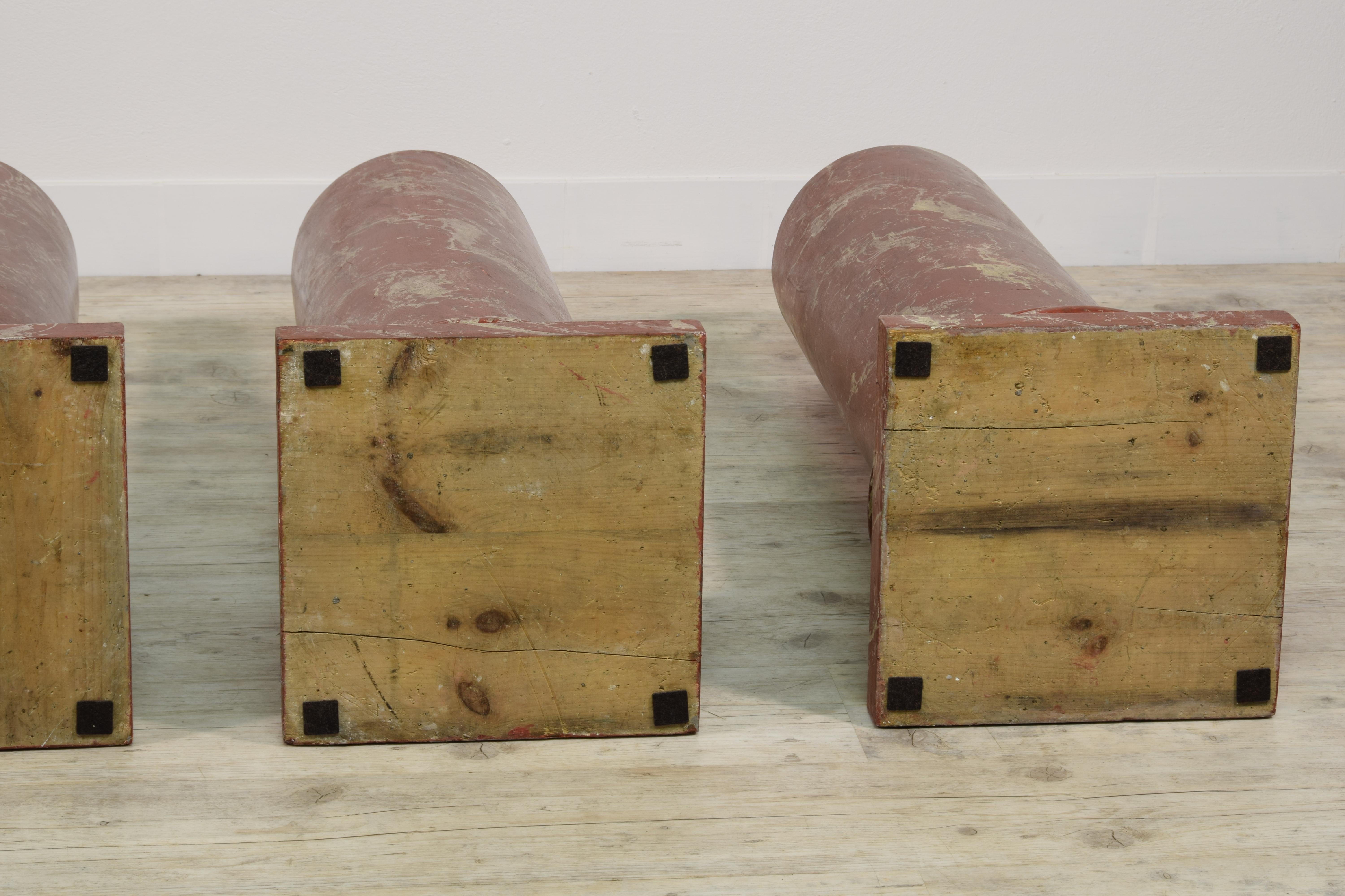 19th Century, Four Italian Wood Columns Lacquered in Faux Rosso di Verona Marble 14